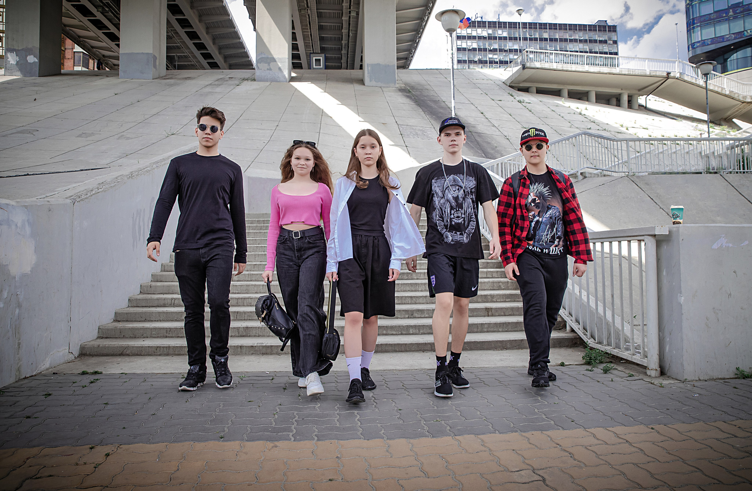 Фотосессия Школа 4 Класс 9А. Современные Выпускные Альбомы в Ростове-на-Дону