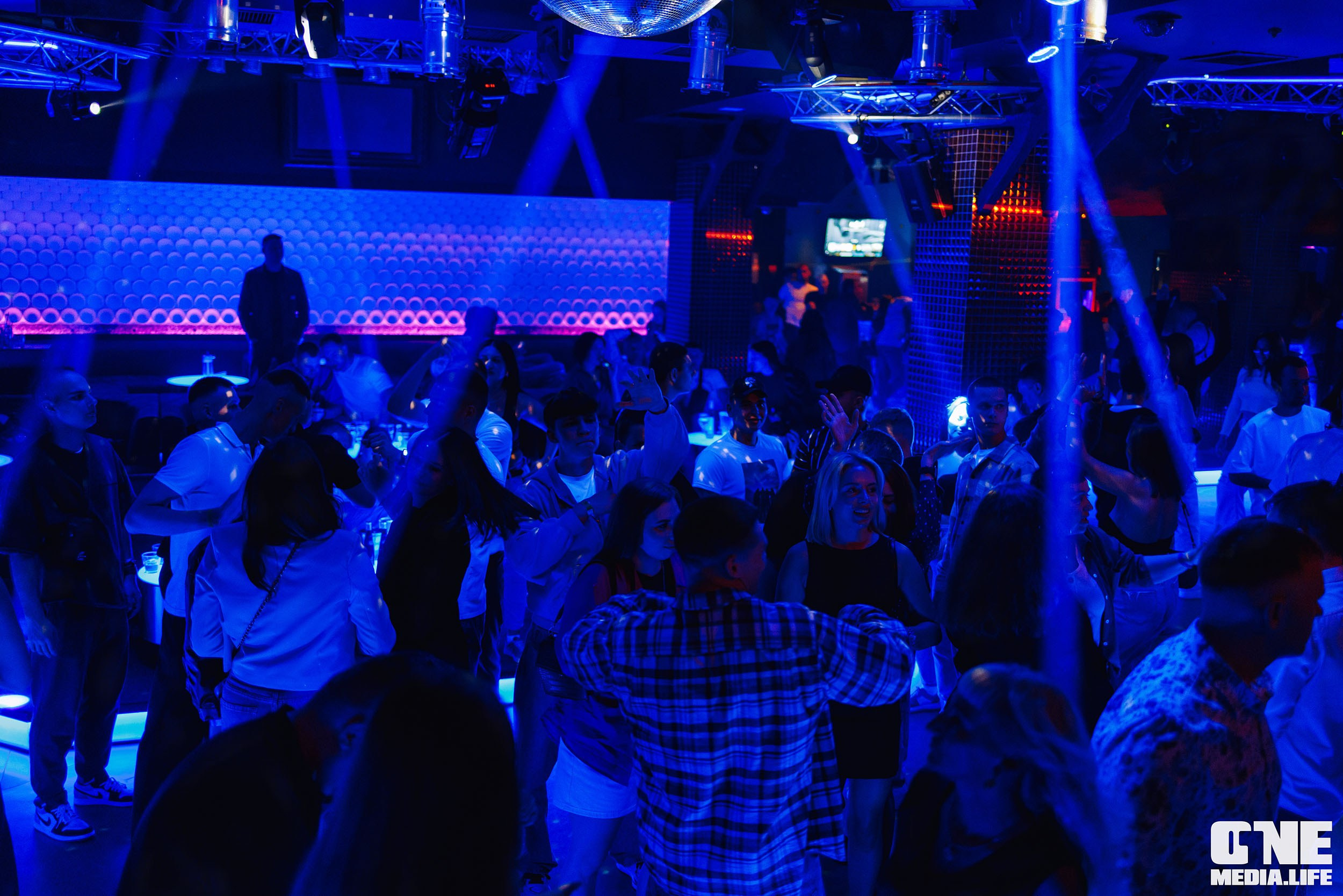 Фоторепортаж из РК Планета. One Media Life: фоторепортажи, фотоотчеты с мероприятий и заведений