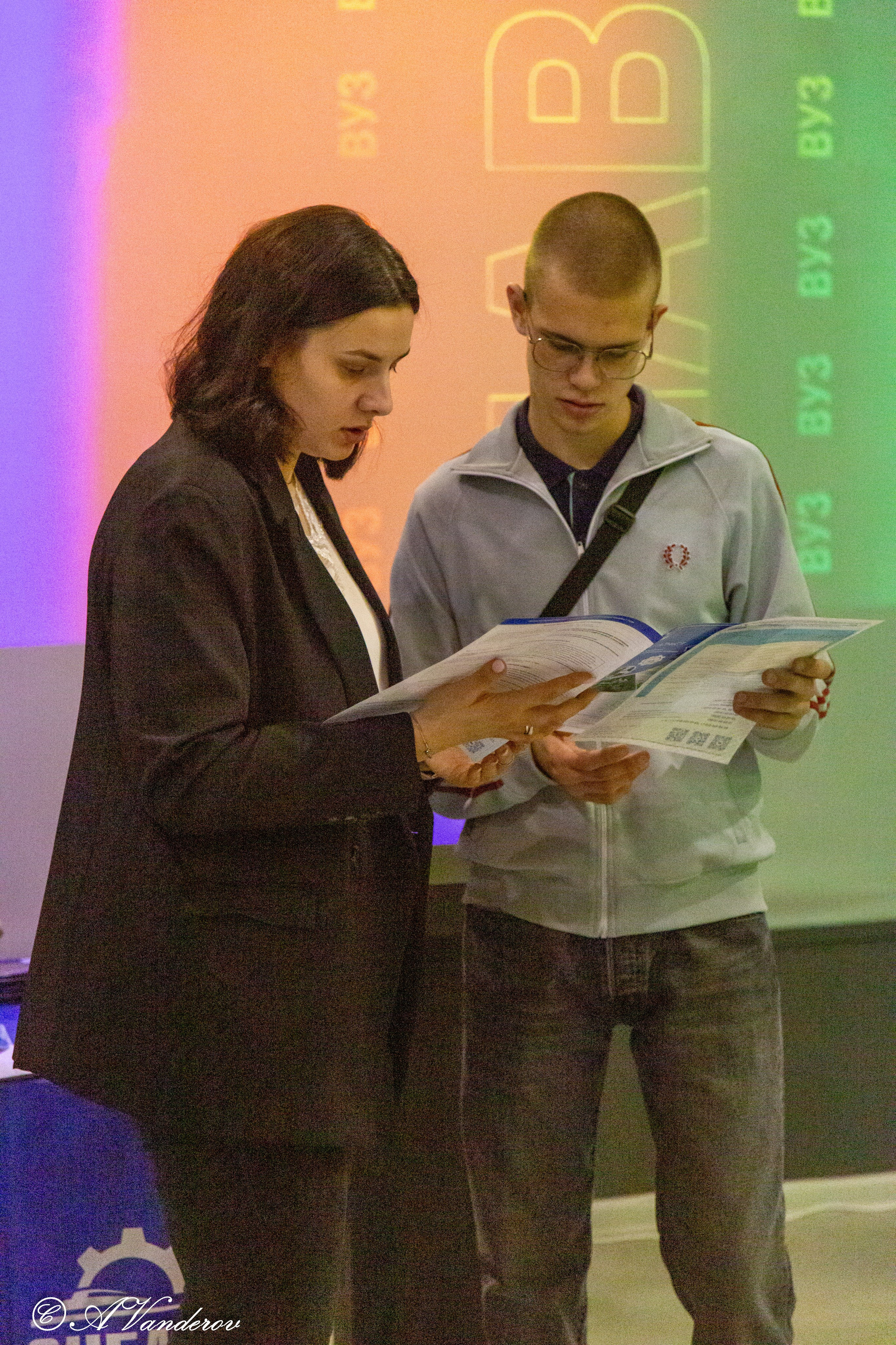 Семейный образовательный форум «Навигатор поступления». Фотограф Омск | Александр Вандеров