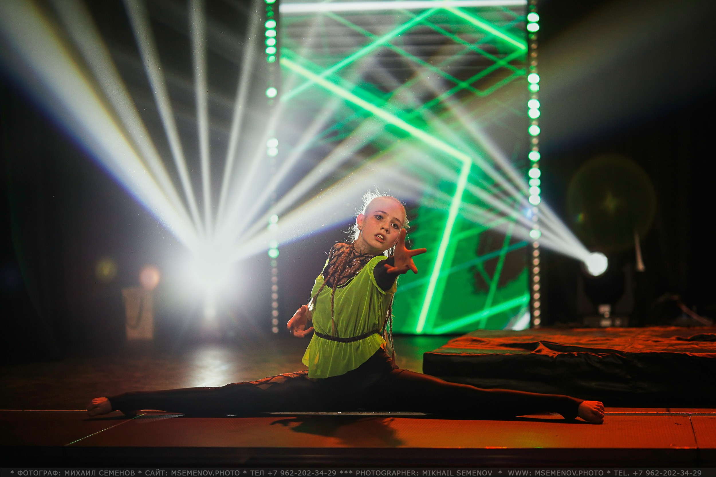 Анонс фоторепортажа с Концерта Грация. POLE DANCE. Photographer for business Mikhail Semenov. Aqua photo studio, photo school