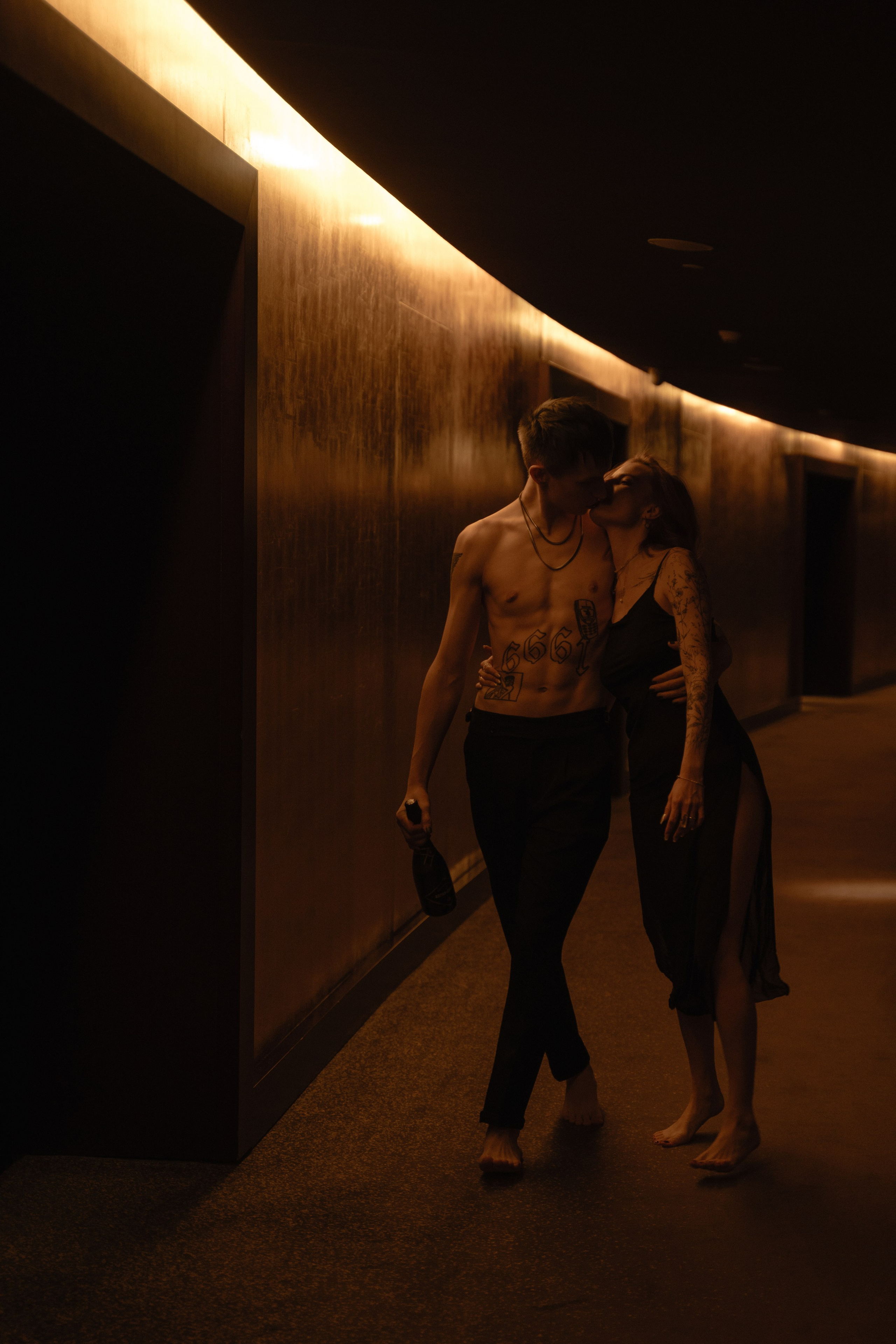 Камерная свадьба. Фотограф Алматы