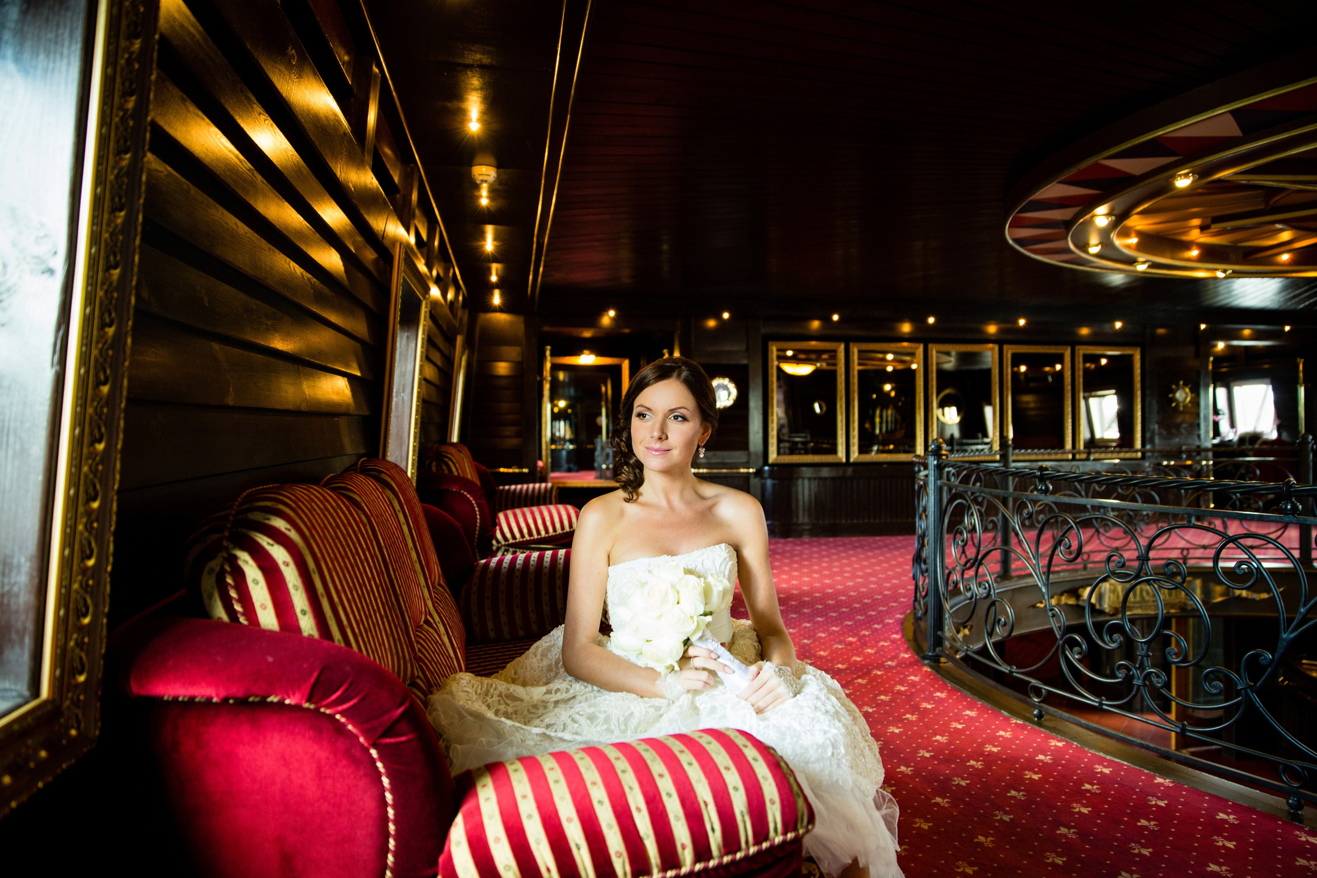 Другие виды съёмок. Школьные выпускные альбомы в Санкт-Петербурге!