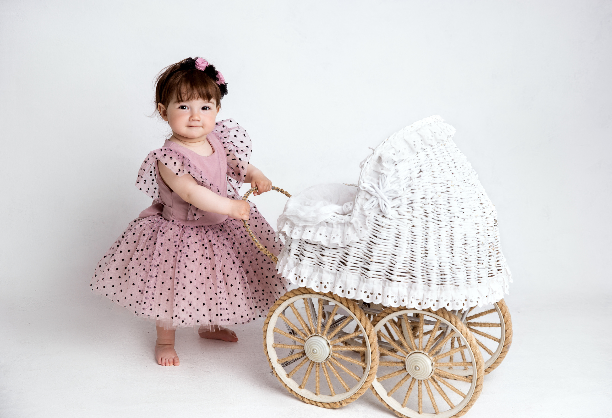 Фотосессия ГОДОВАСИЕ. Фотограф новорожденных, детей до года и беременных в Симферополе