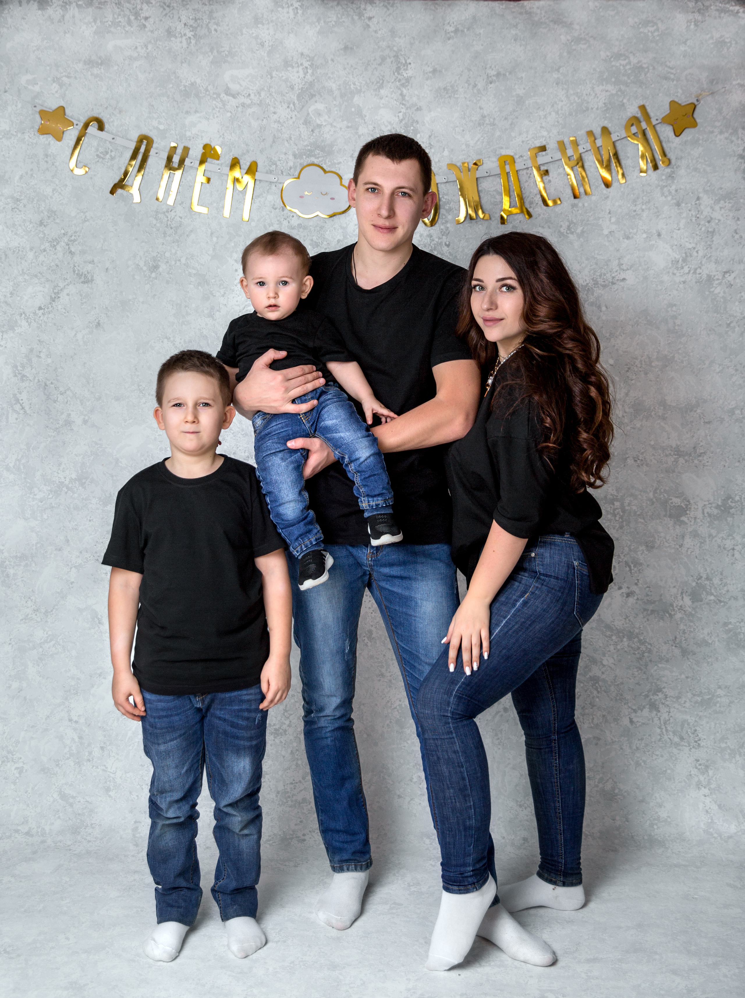 Фотосессия ГОДОВАСИЕ. Фотограф новорожденных, детей до года и беременных в Симферополе