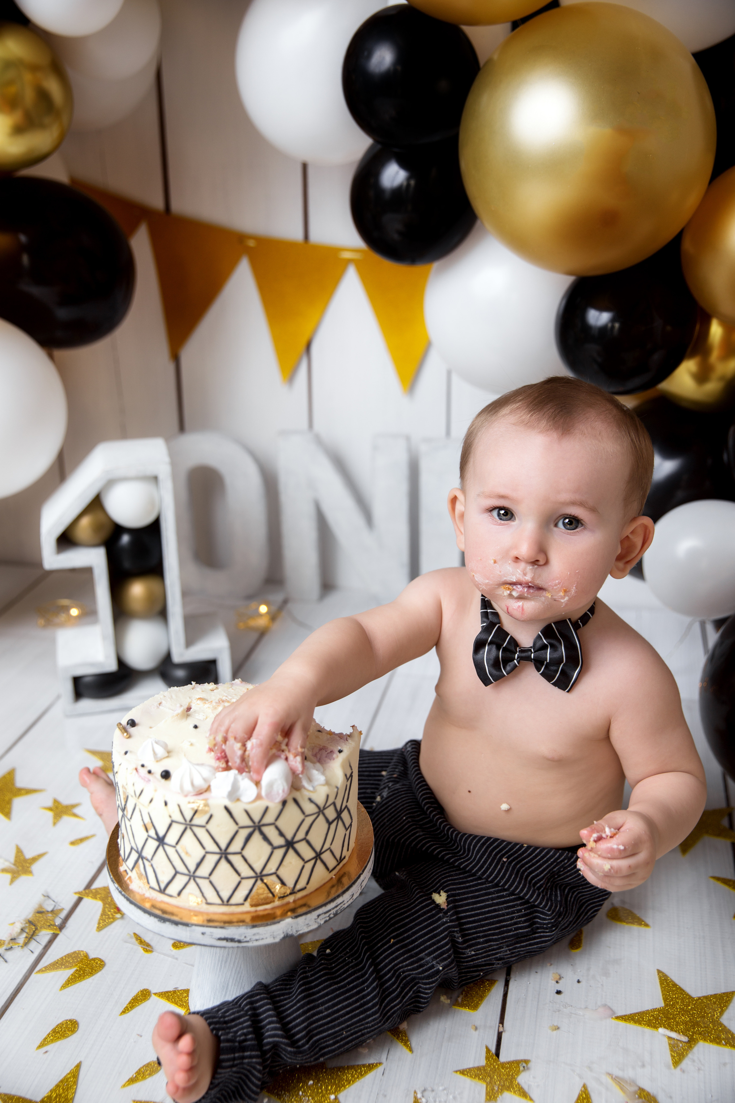 Фотосессия ГОДОВАСИЕ. Фотограф новорожденных, детей до года и беременных в Симферополе