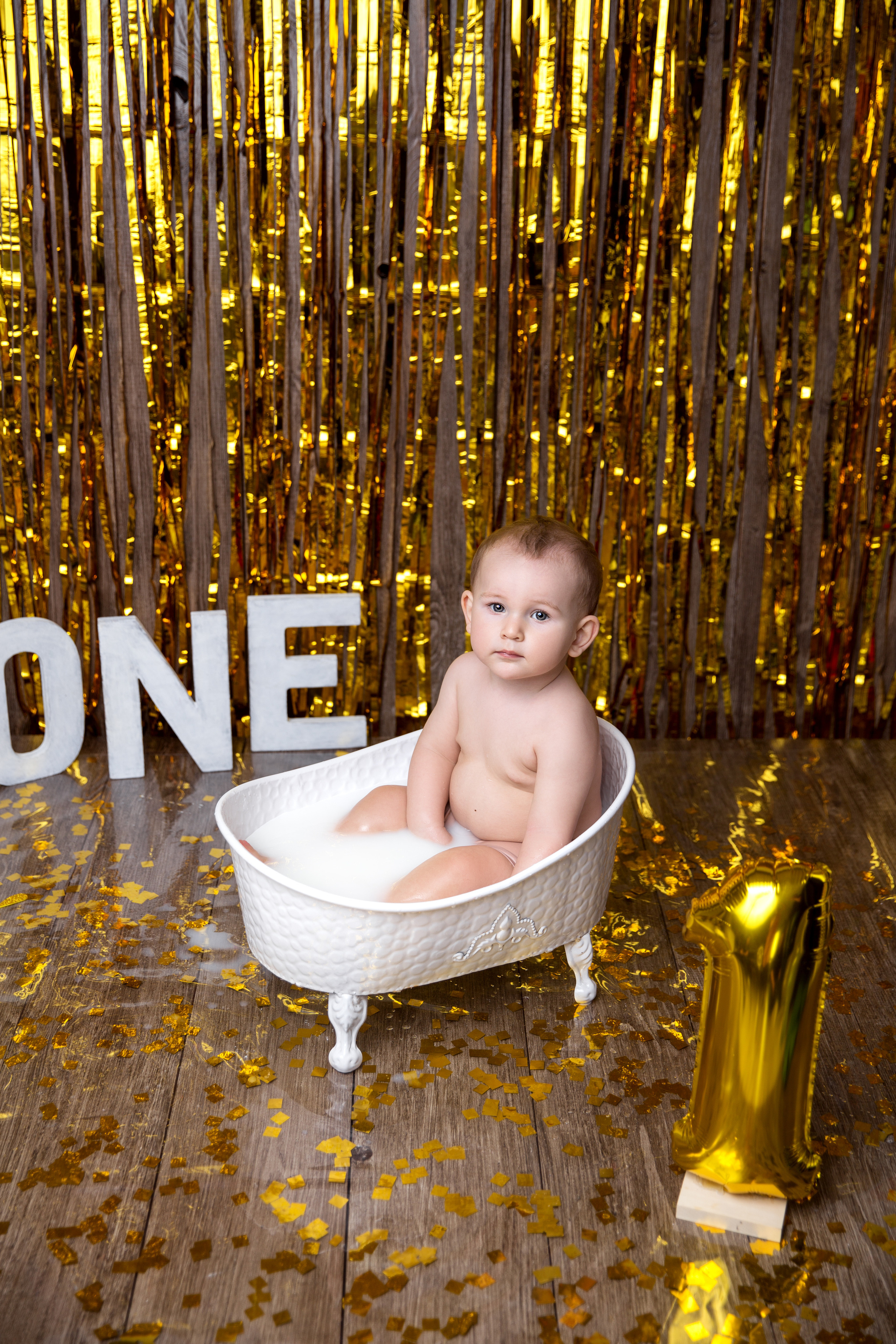 Фотосессия ГОДОВАСИЕ. Фотограф новорожденных, детей до года и беременных в Симферополе