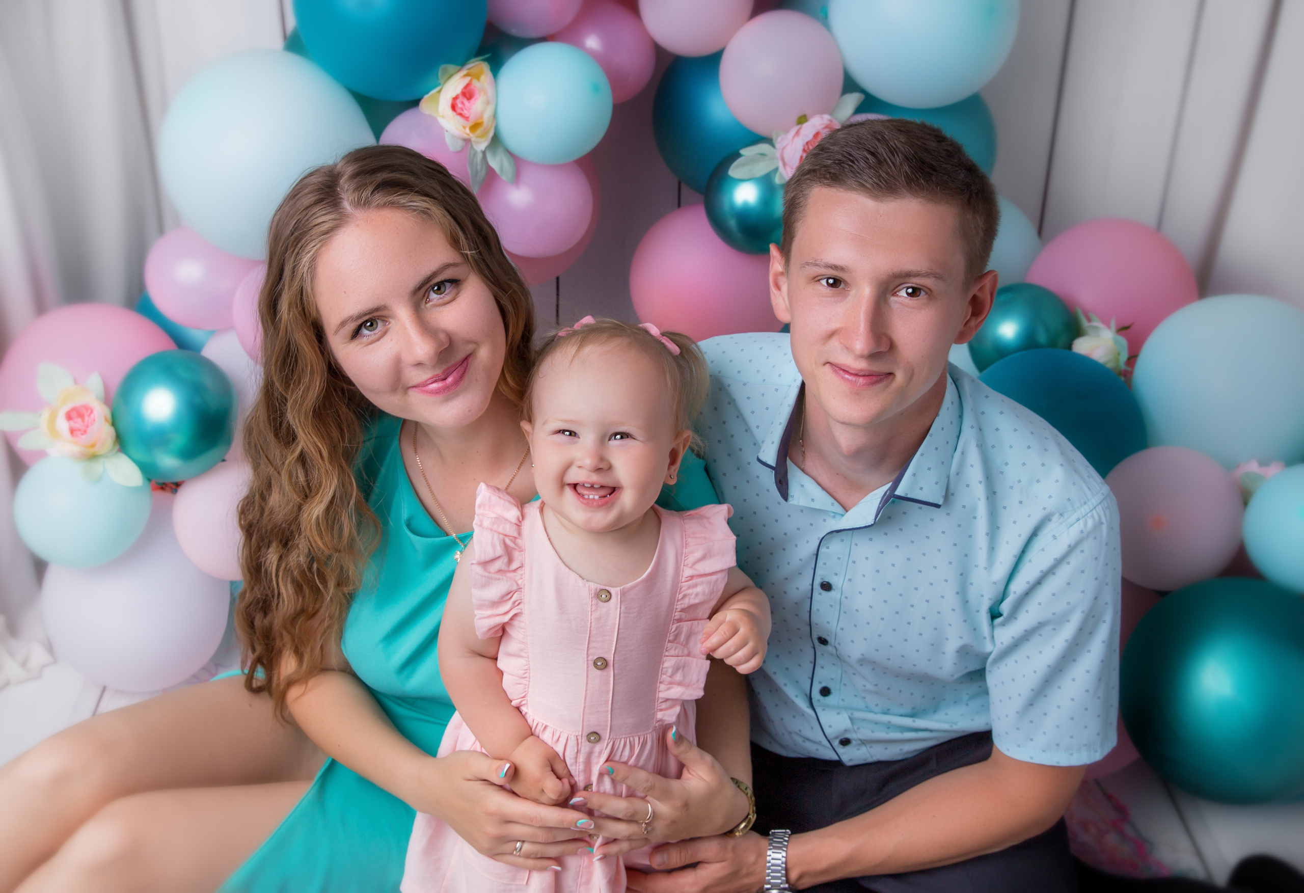 Фотосессия ГОДОВАСИЕ. Фотограф новорожденных, детей до года и беременных в Симферополе