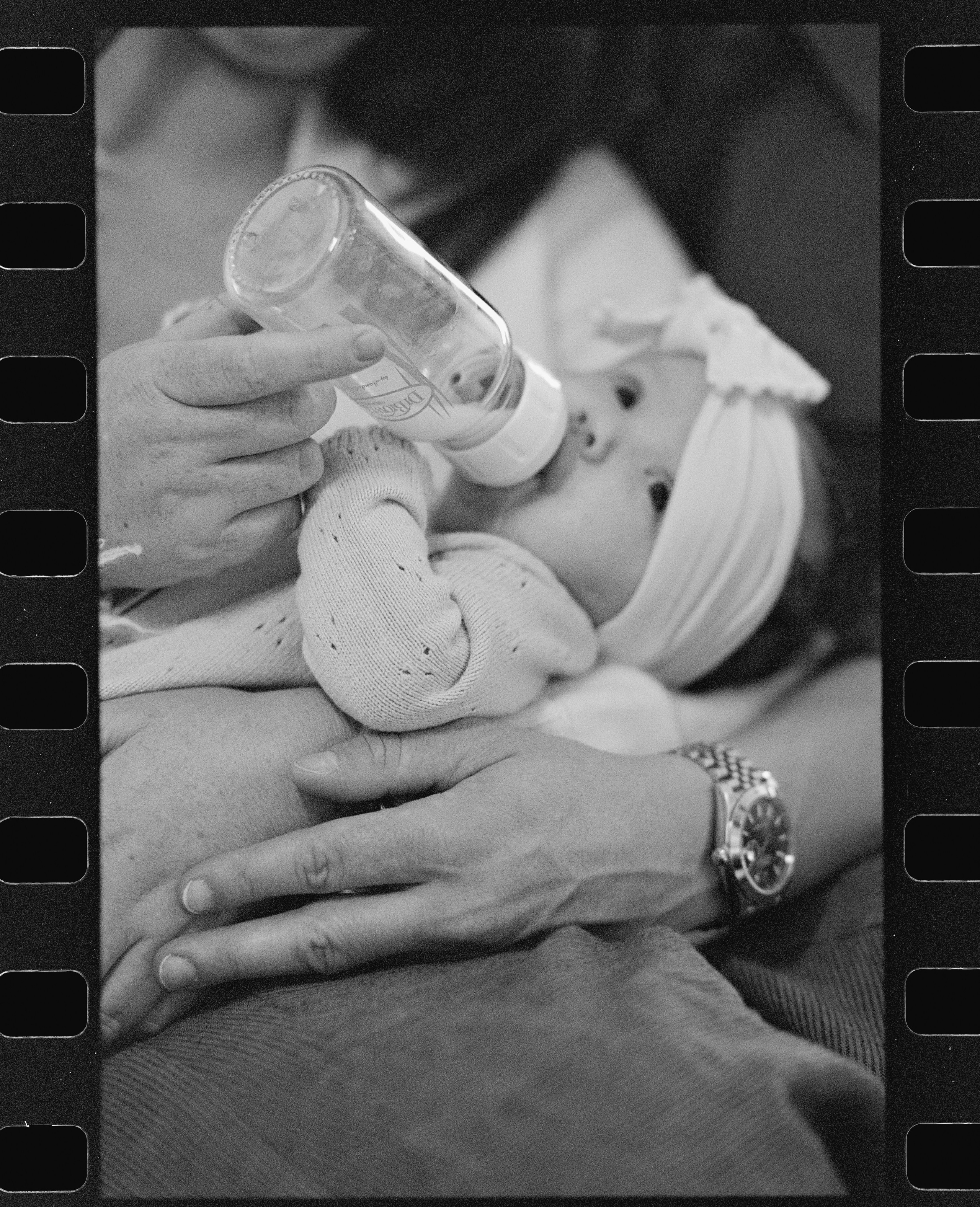 Newborn. Film photographer in Los Angeles Anastasiya Pankova