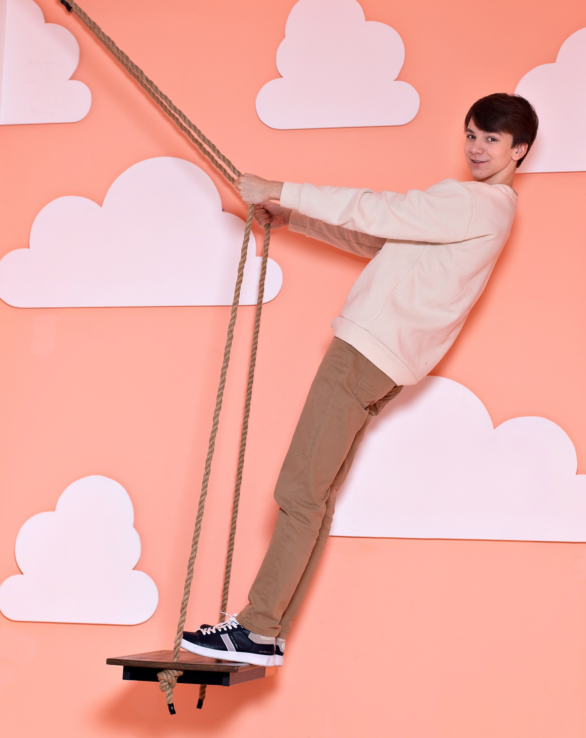 Студийная фотосессия для школьного выпускного альбома Жанна Бакунович