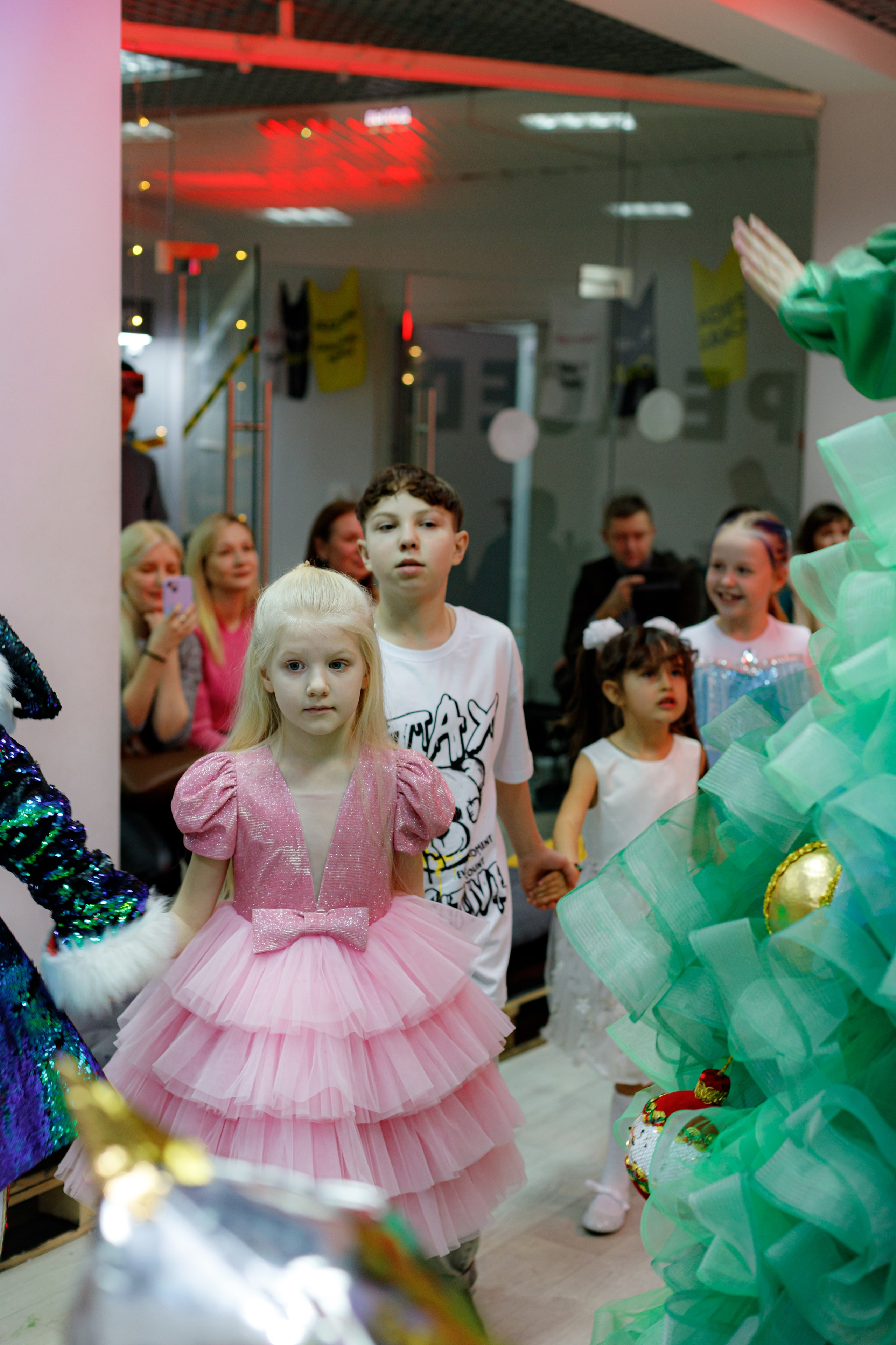 HAPPY NEW YEAR PART/5. Photokarish