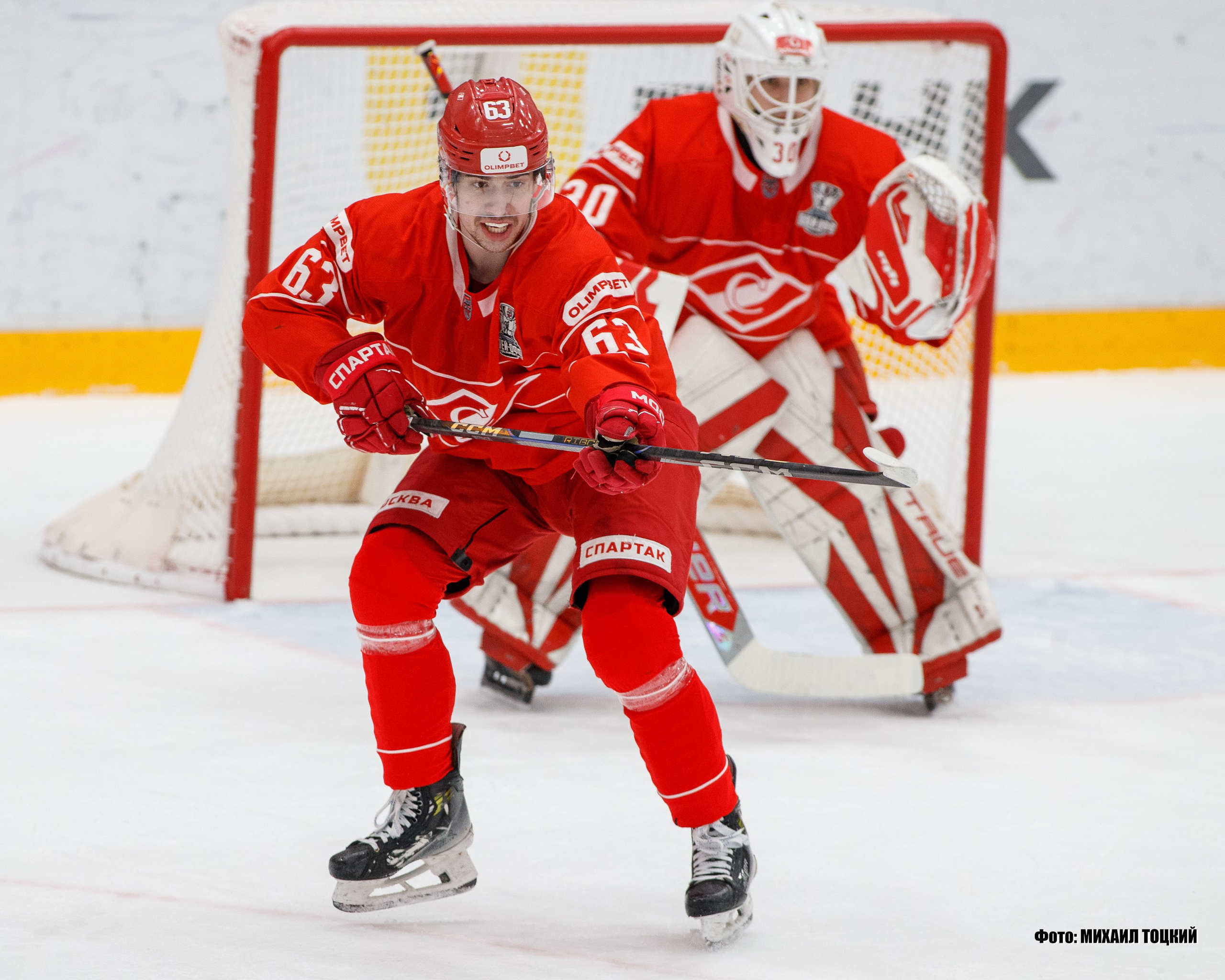 Фоторепортаж Плей-офф МХЛ. МХК Спартак (Москва) — МХК Динамо (Санкт-Петербург). Михаил Тоцкий портретный и репортажный фотограф в Москве
