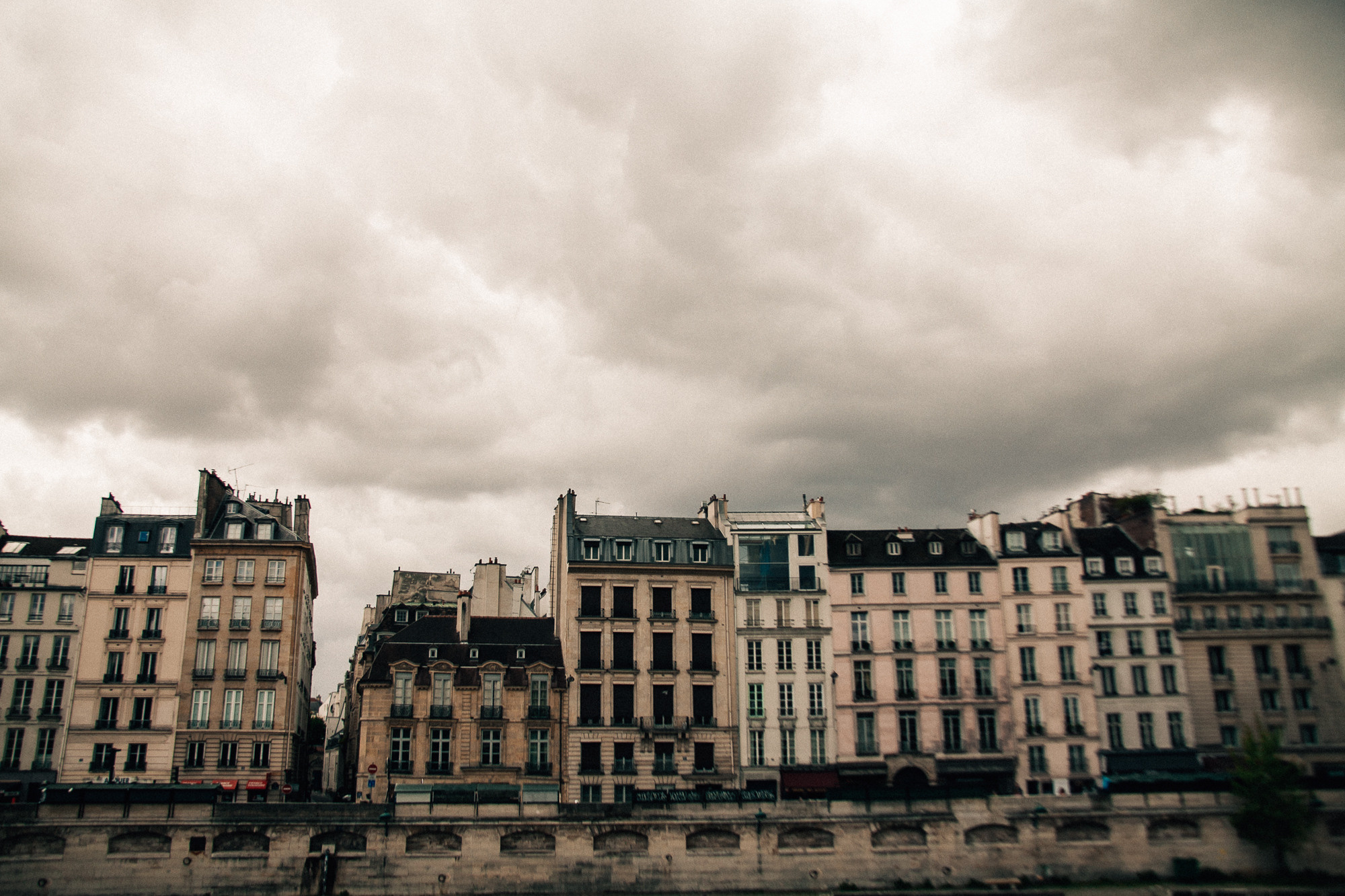 Отпечатки. Фотограф Дмитрий Щекочихин