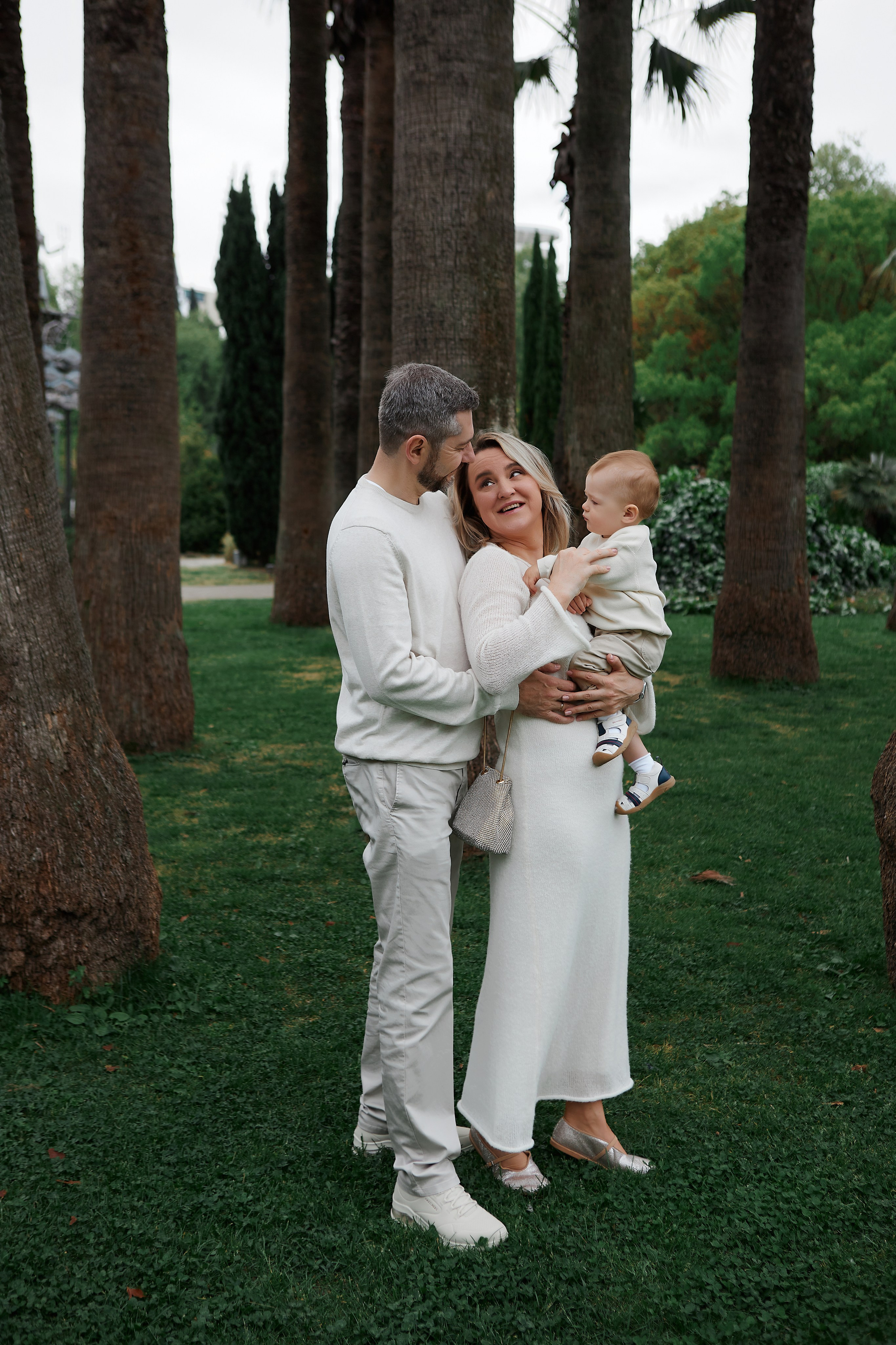 Фотосессия красивой семьи Кангун. Свадебный и семейный фотограф в Сочи-Красной поляне Ларионова Анна