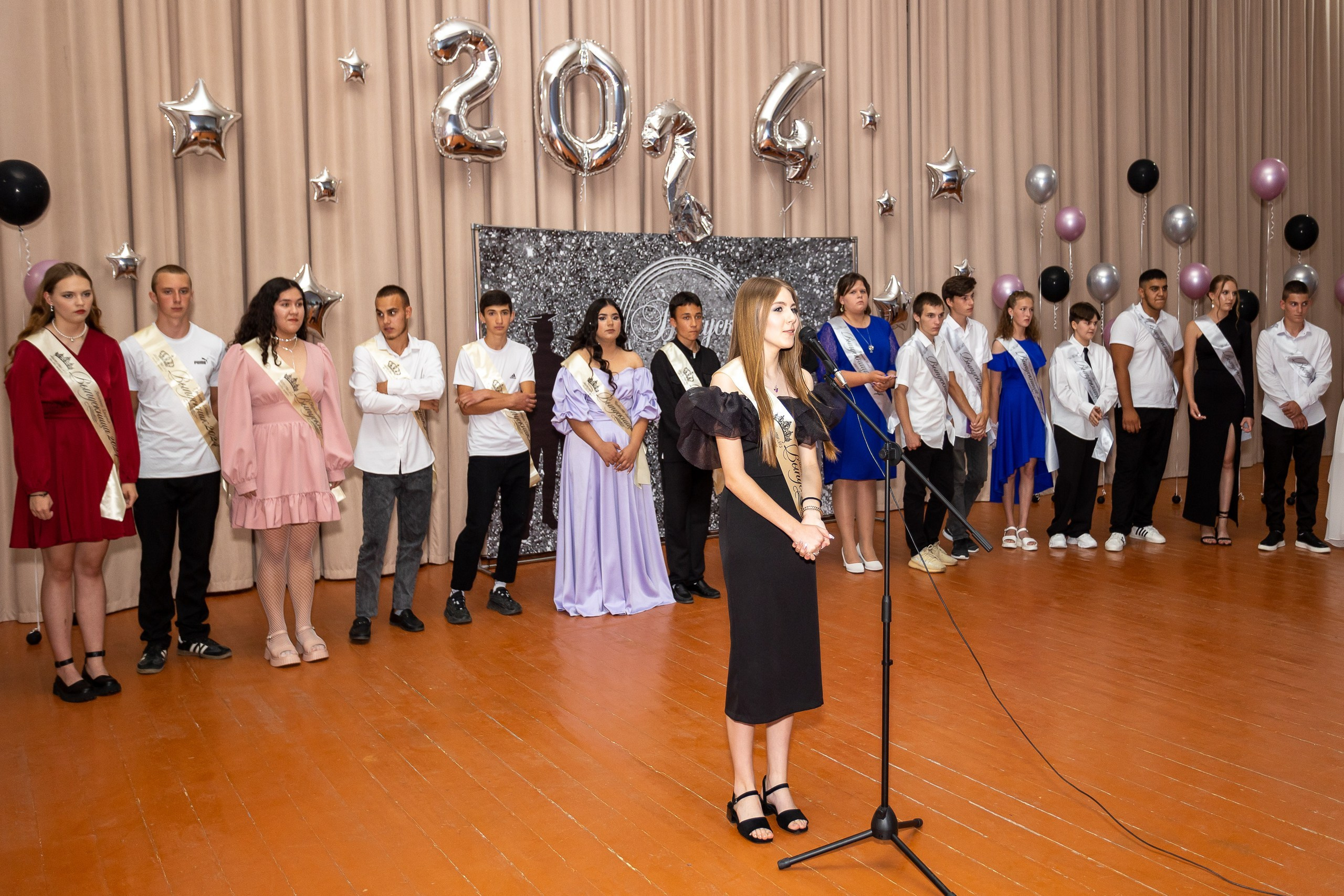 Вручение аттестата 2024 г. Выпускные альбомы Майкоп, Краснодар Елена Золотарева