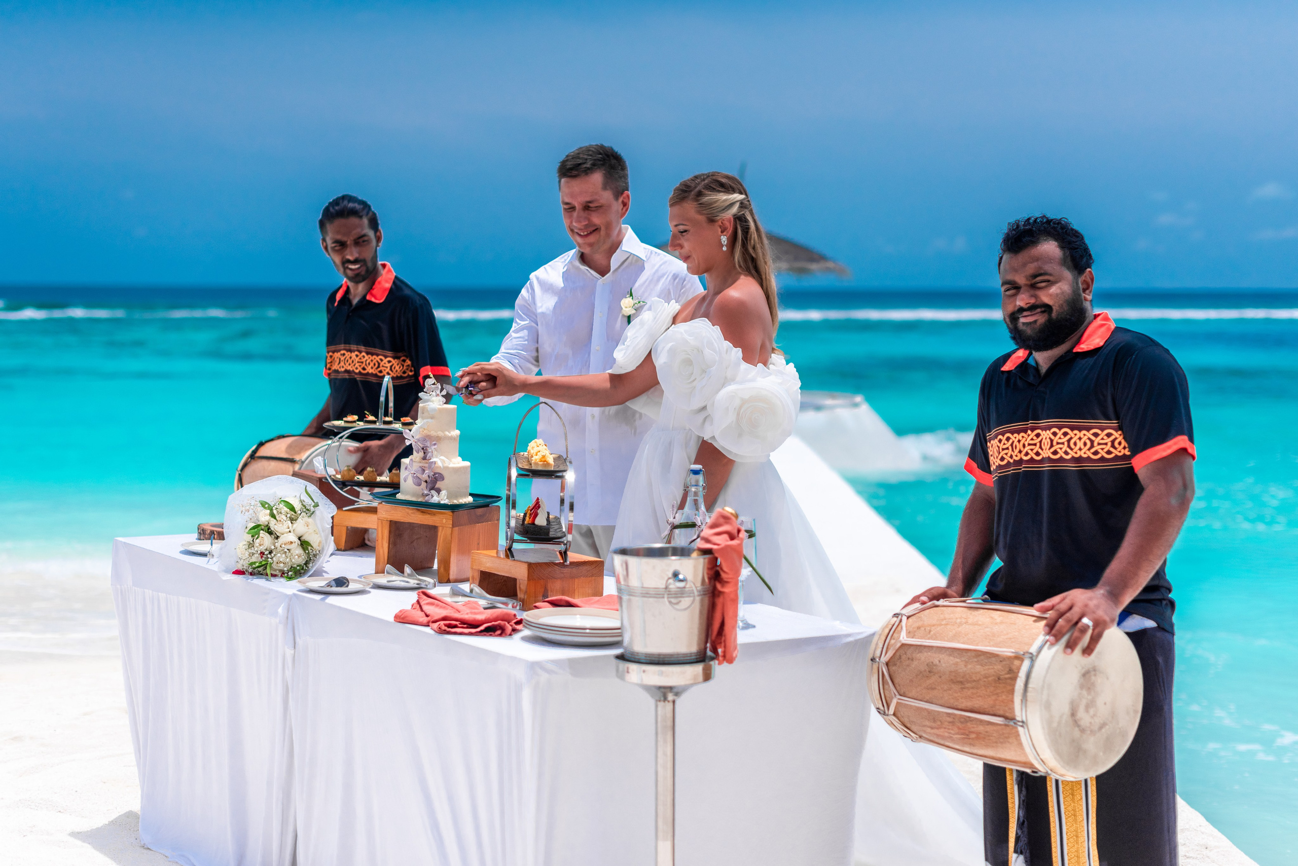 Услуги проведения свадебной церемонии на Мальдивах