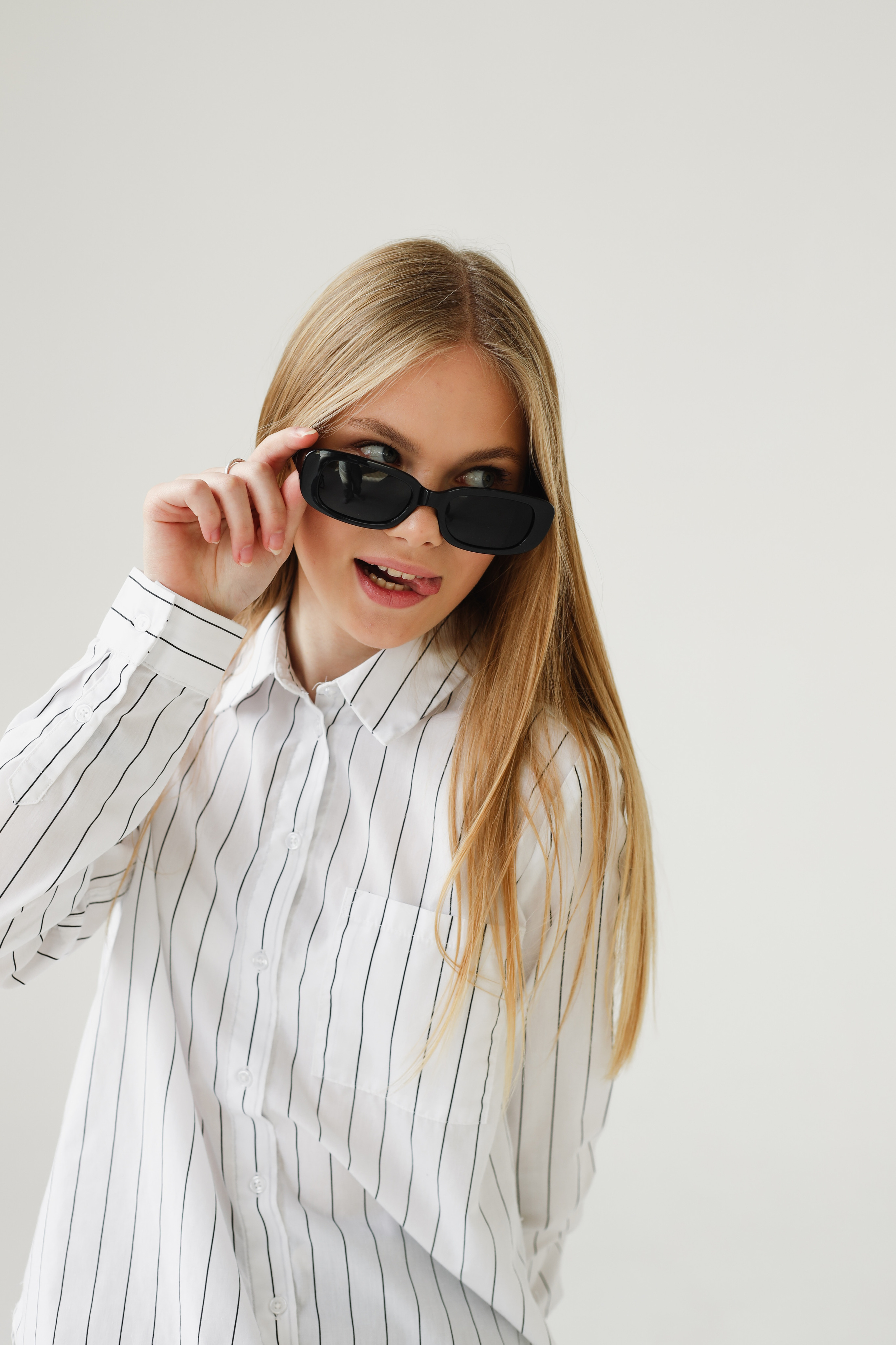 Выпускные альбомы Cardsi