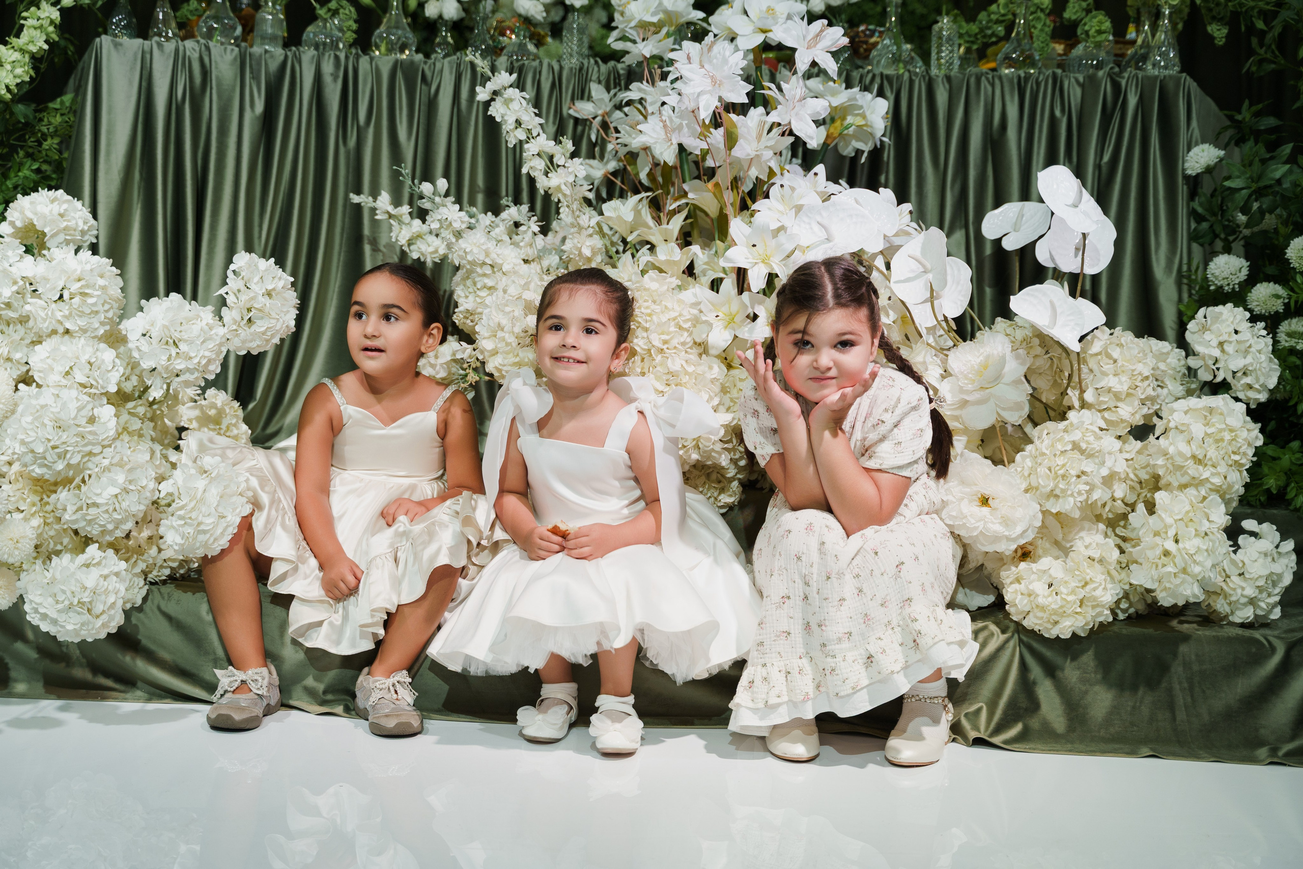 Сватовство в Краснодаре от лучших свадебных фотографов и операторов ТВИНС СТУДИО. ТВИНС СТУДИО — лучшие свадебные фотографы и видеографы в Краснодаре