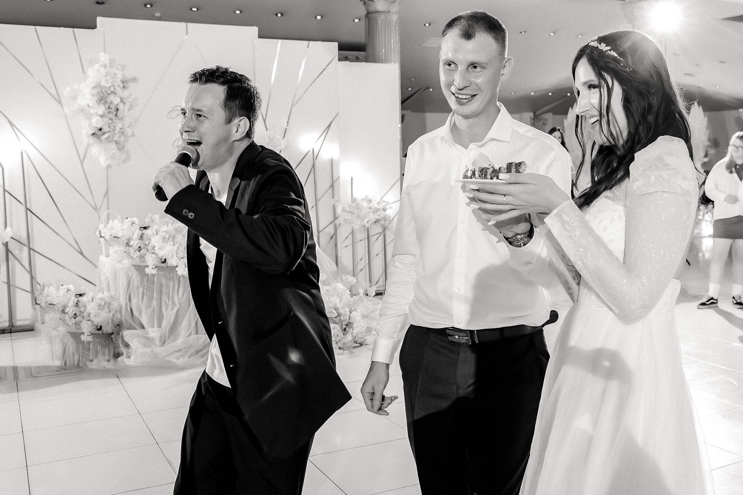 Ведущий Волкодав. Подрядчики и друзья сети свадебных площадок House for wedding