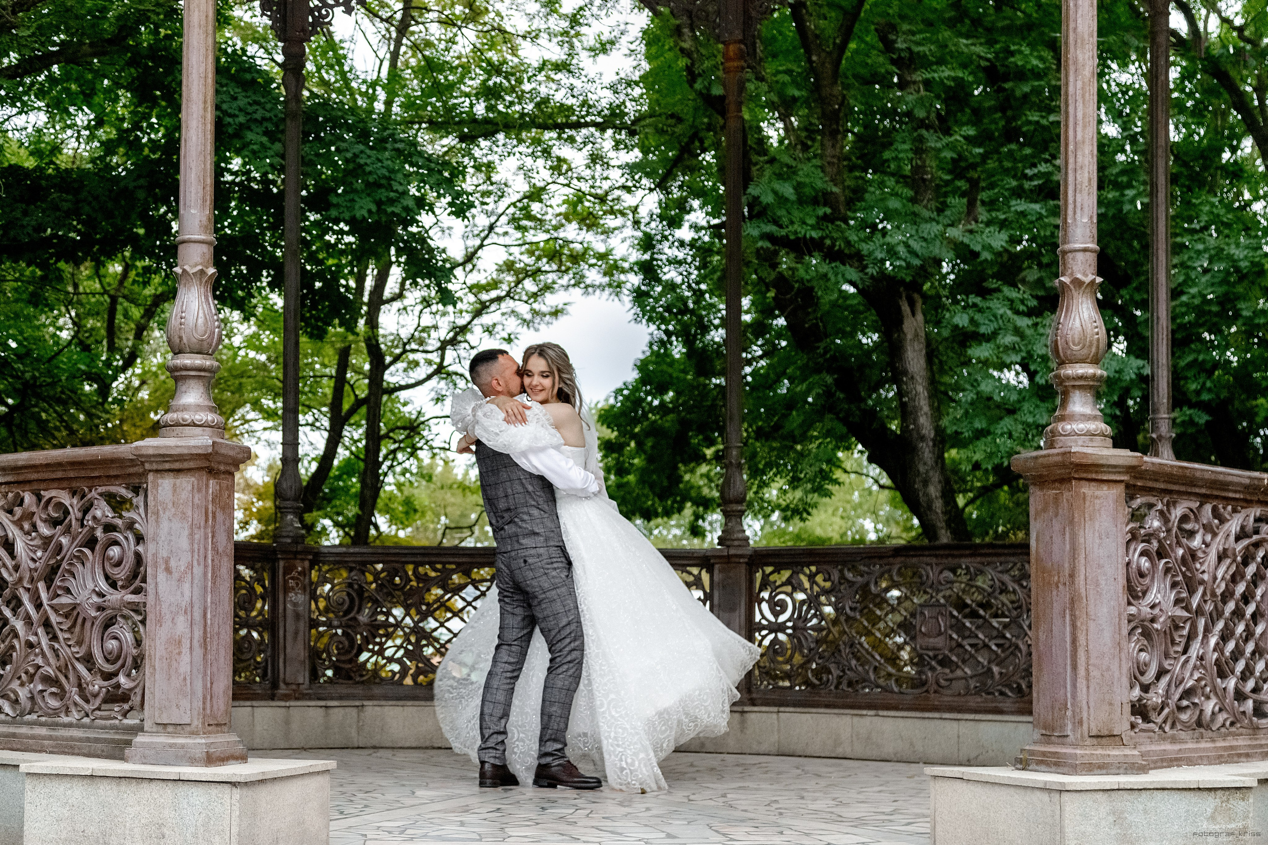 Свадебный фотограф. Репортажный фотограф Кузнецова Кристина