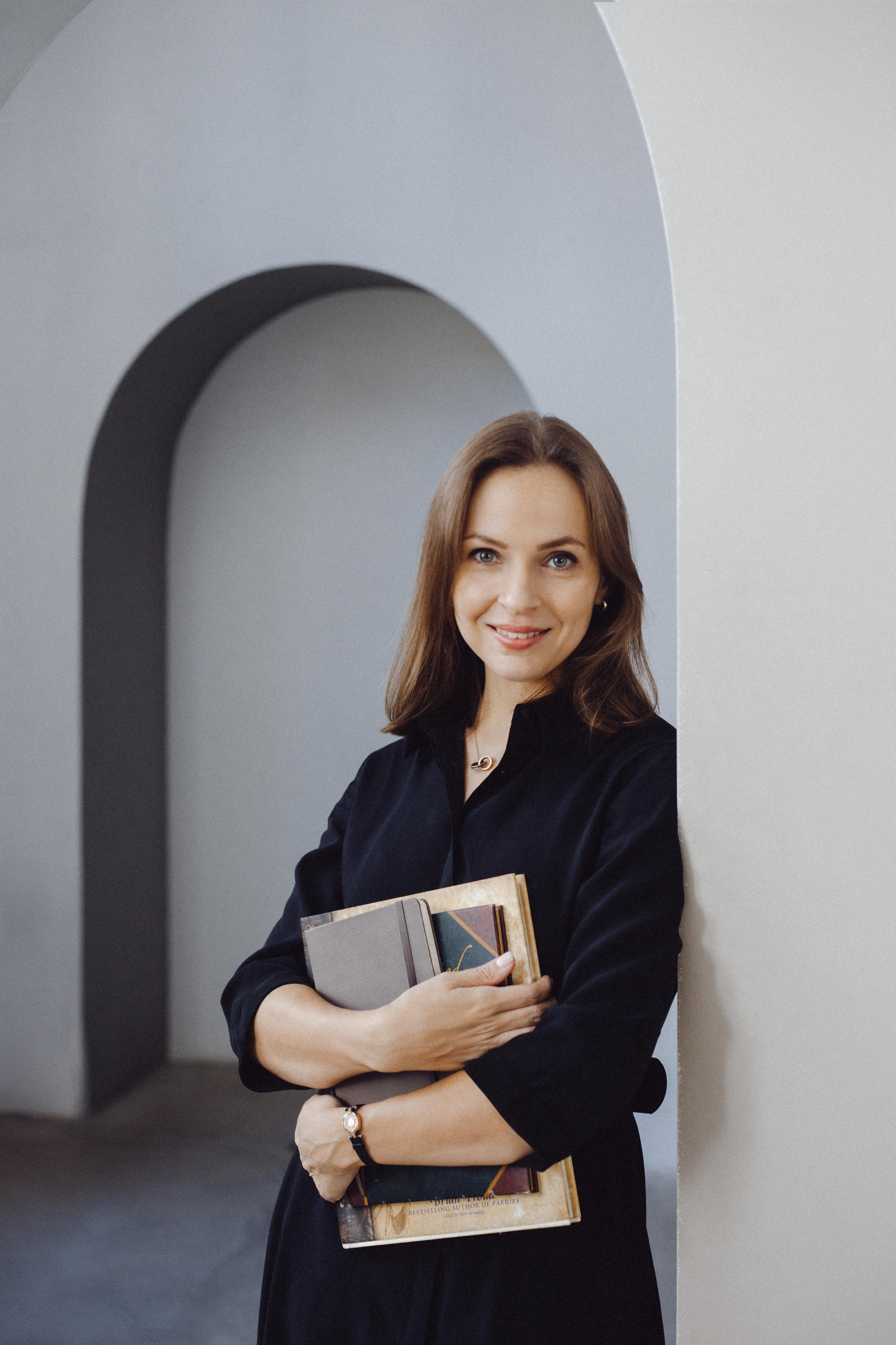 Минималистичная фотосессия в студии. Фотограф в Санкт-Петербурге и Москве Наталья Милли