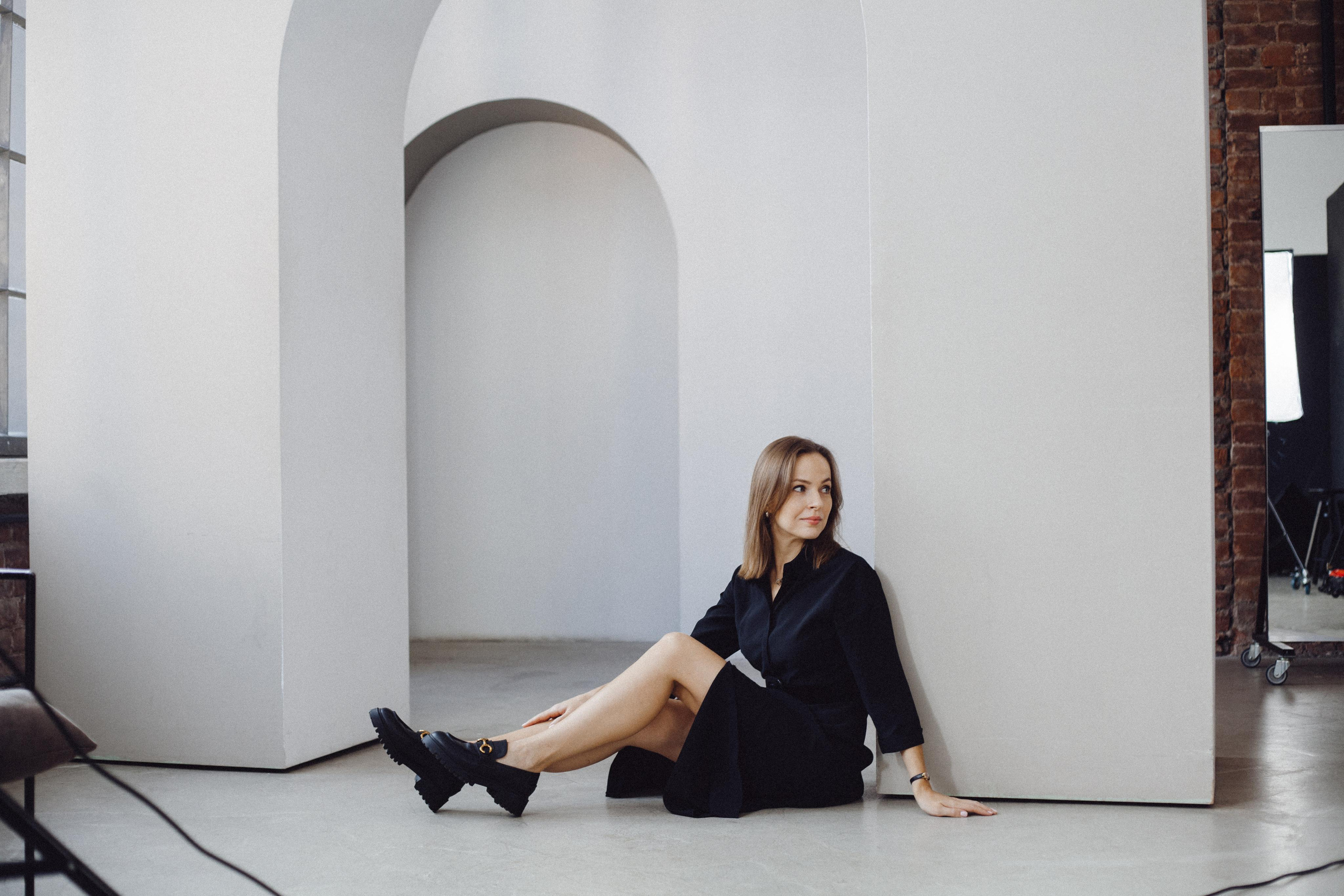 Минималистичная фотосессия в студии. Фотограф в Санкт-Петербурге и Москве Наталья Милли