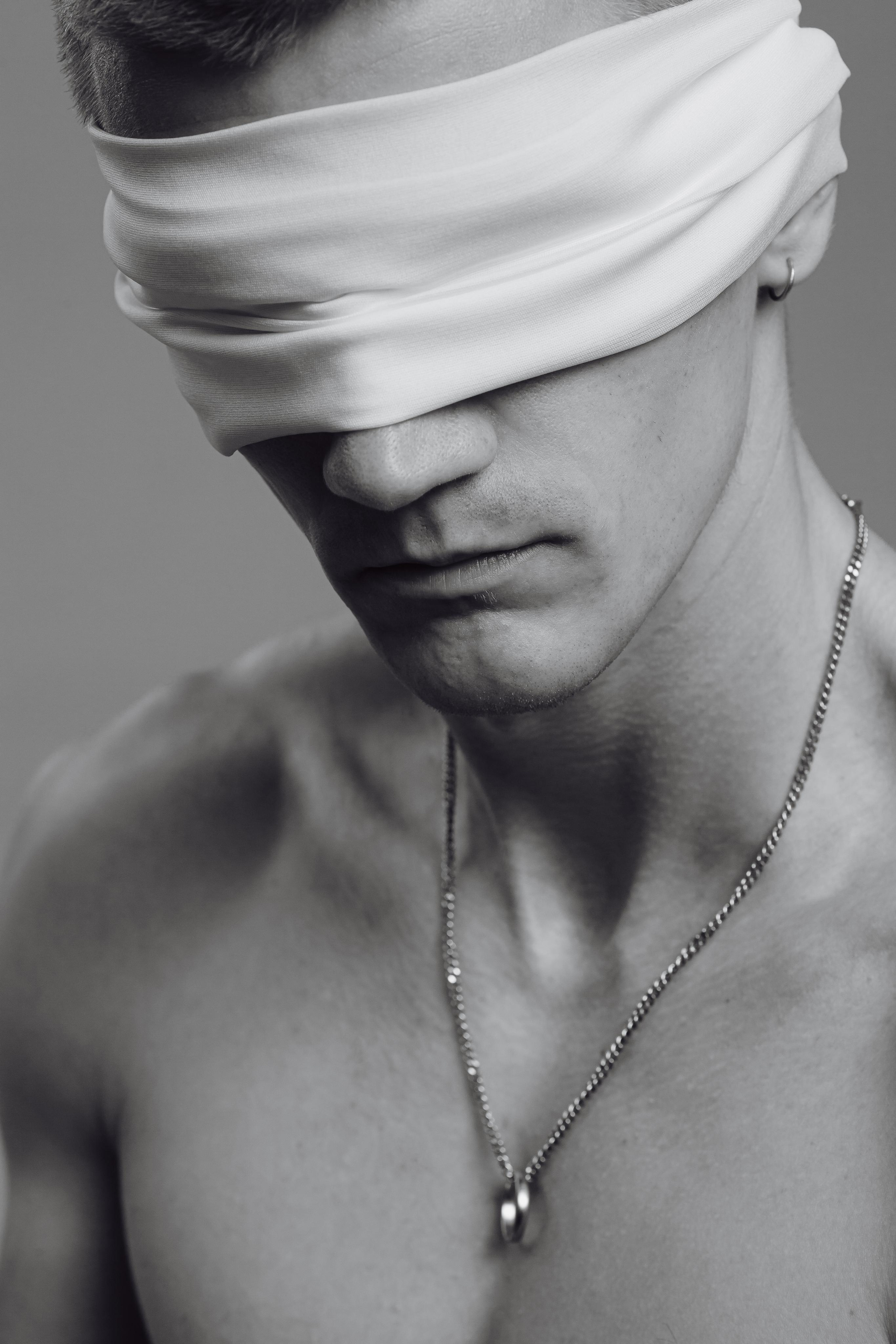 Мужская фотосессия в студии. Фотограф в Санкт-Петербурге и Москве Наталья Милли