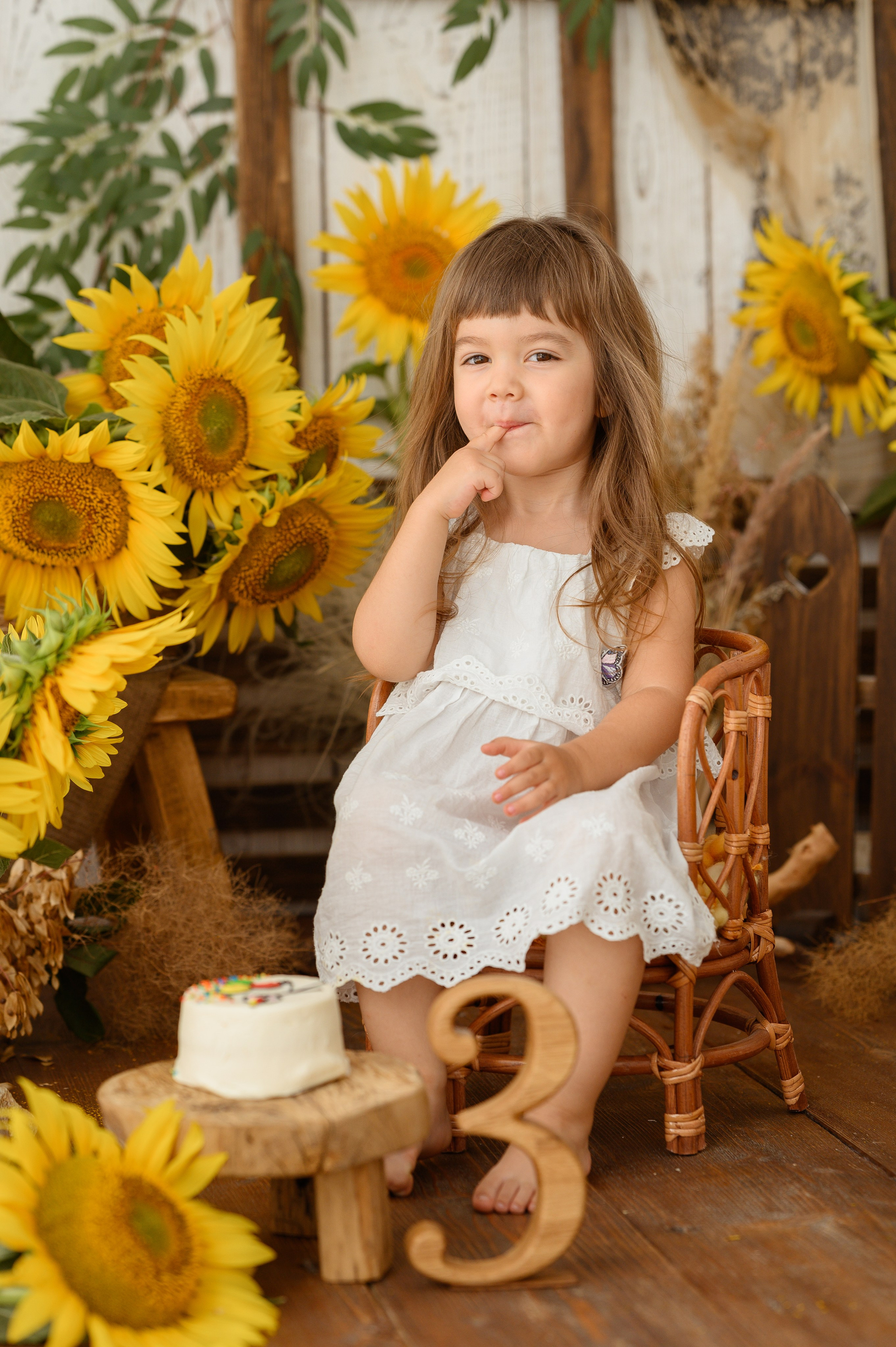 Альмина и подсолнухи. Детский и семейный фотограф Ирина Гладких