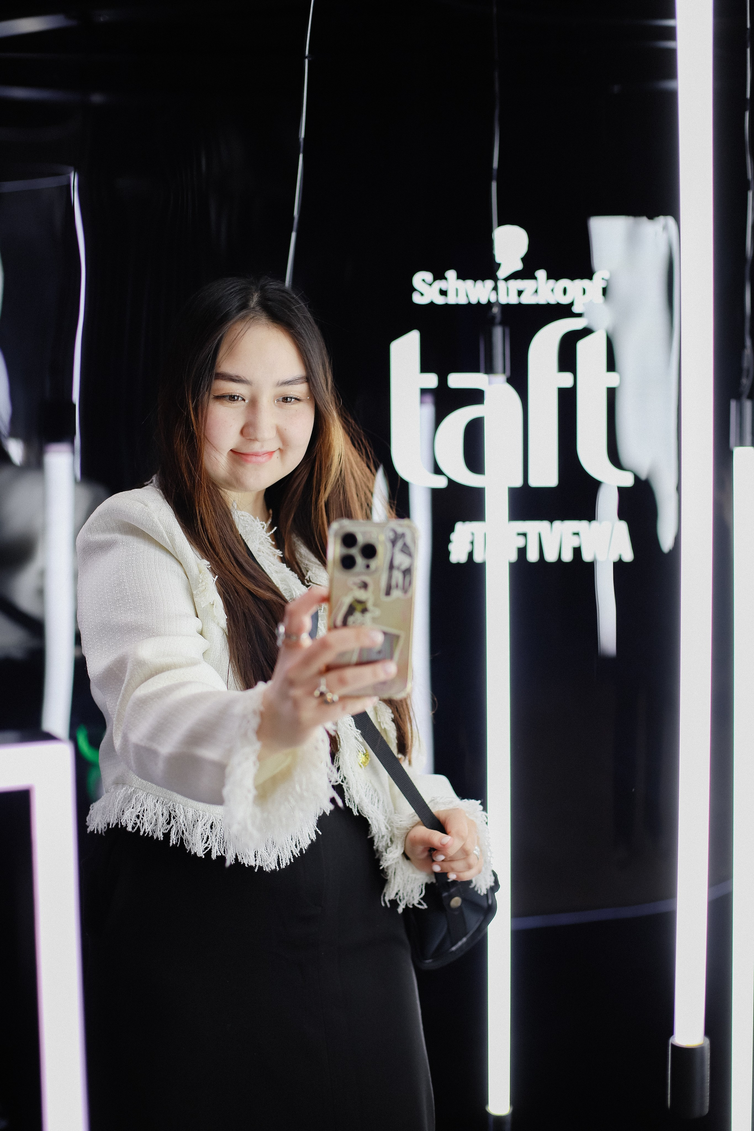 26.10 FWA зона Schwarzkopf и Perwoll. Фотограф в Алматы и Москве Даша Пушкина