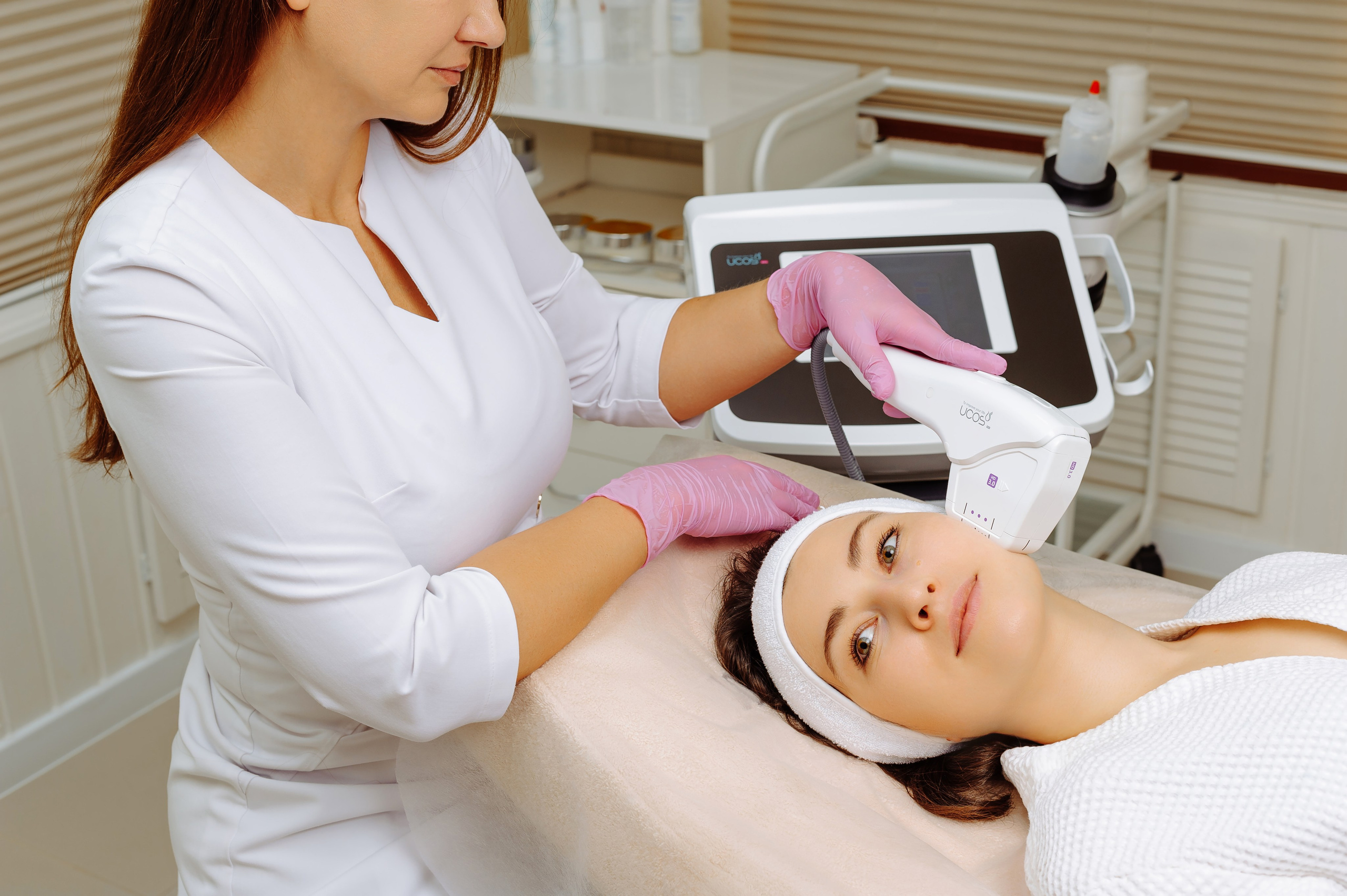 Косметологическая клиника «Луи де Флер». Фотограф в Екатеринбурге Артём Зайнетдинов