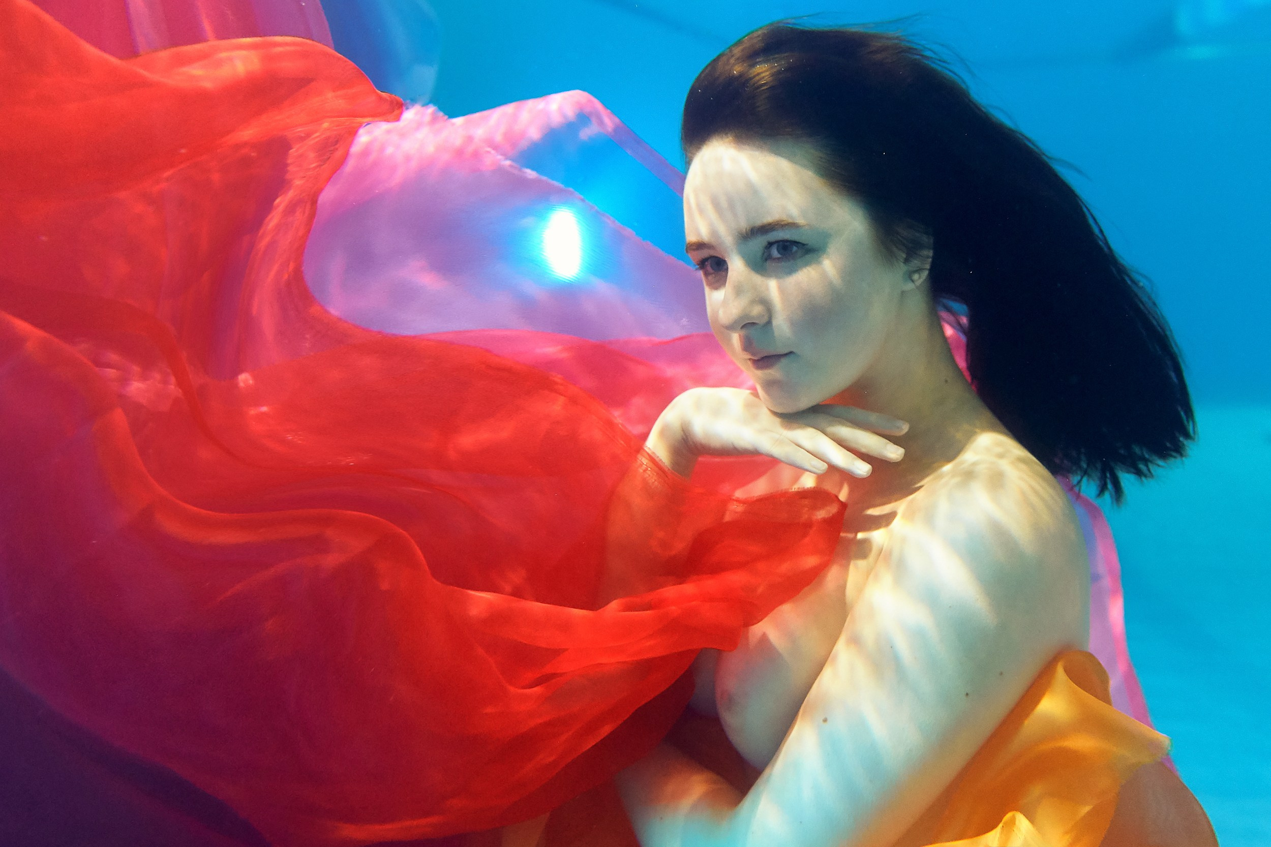 Подводная фотосессия в бассейне г. Ярославль. Фотограф Михаил Семенов