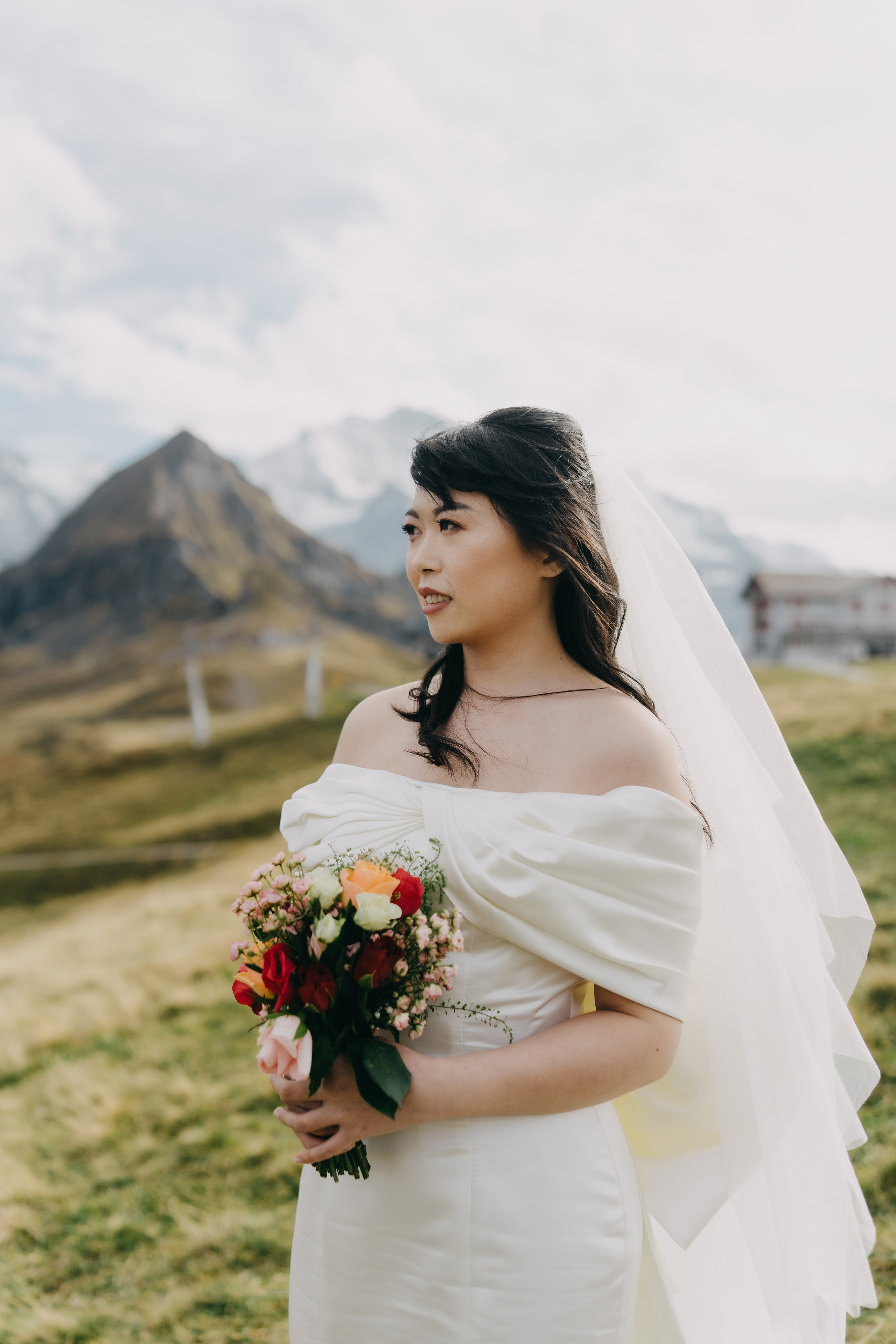 Wedding Photography elopement in Switzerland Europe. Professional Wedding Photographer Geneva & Romande Switzerland | Tanya Creator