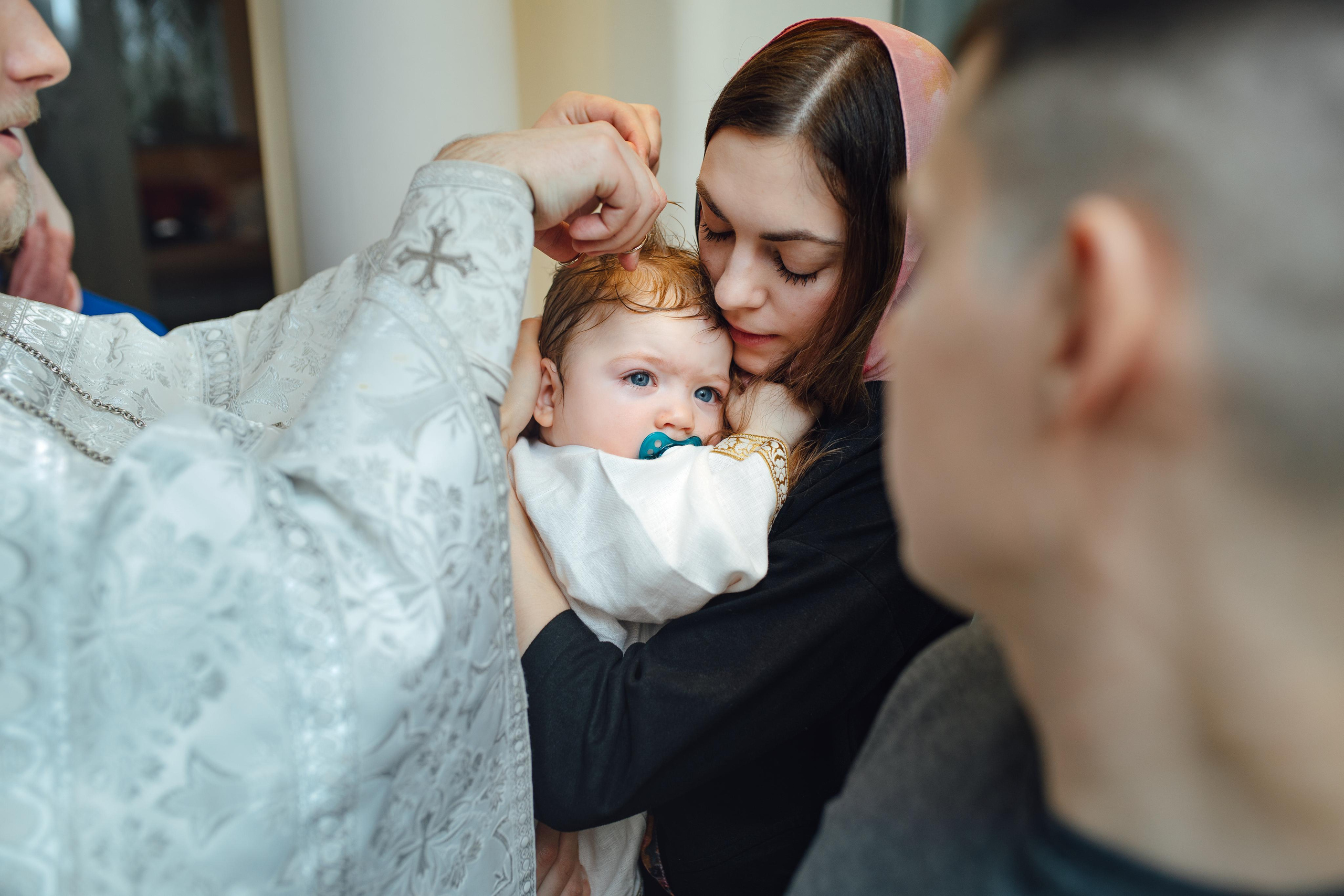 Таинство крещения Артемия, храм Святой Троиц, Минск