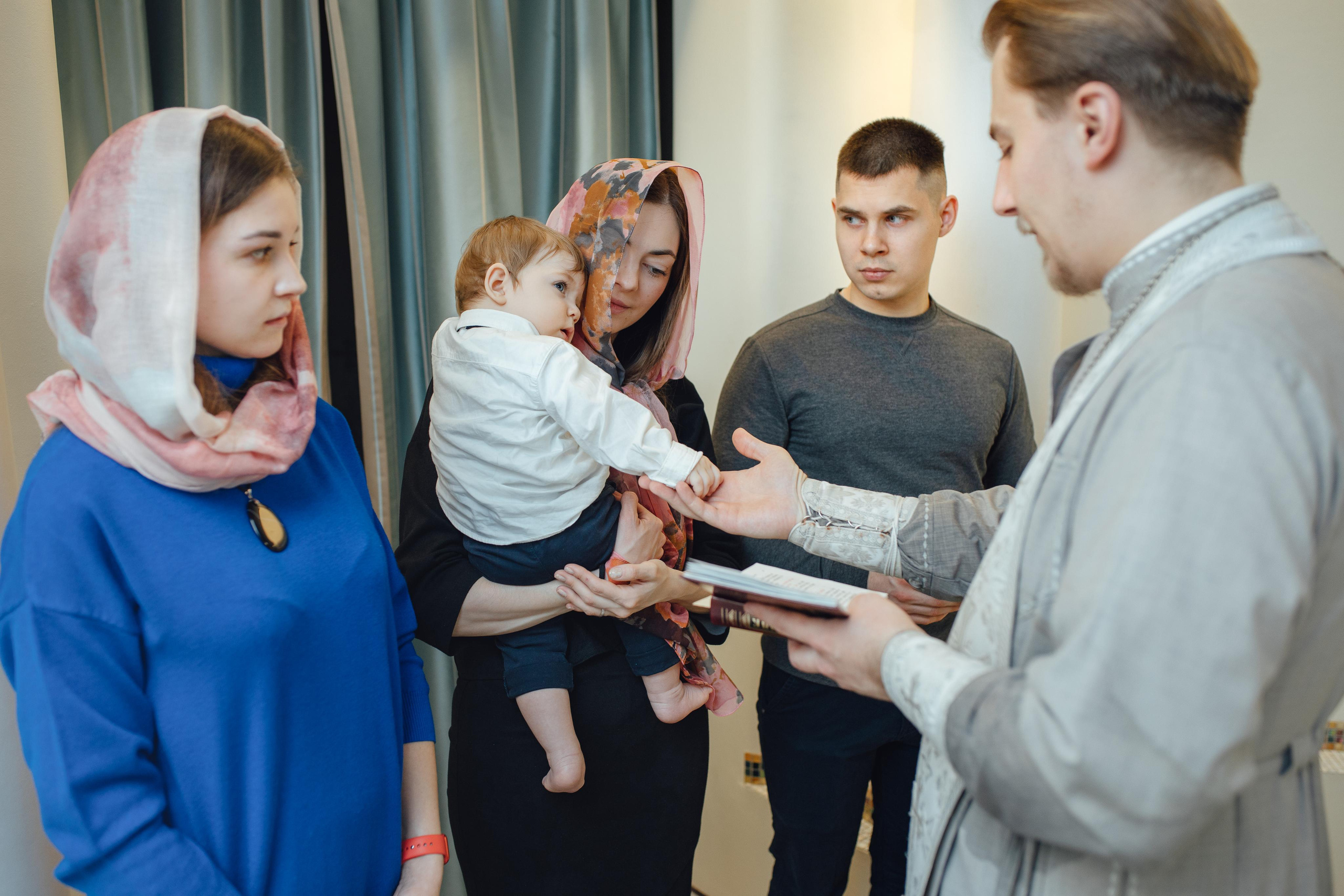 Таинство крещения Артемия, храм Святой Троиц, Минск