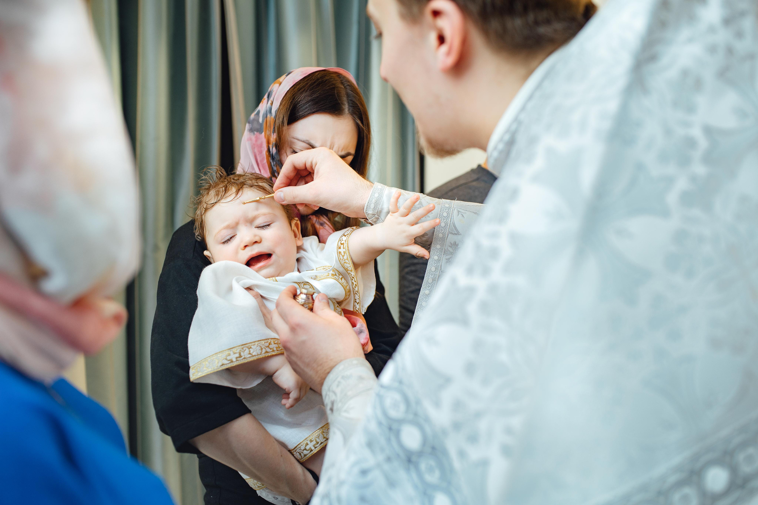 Таинство крещения Артемия, храм Святой Троиц, Минск