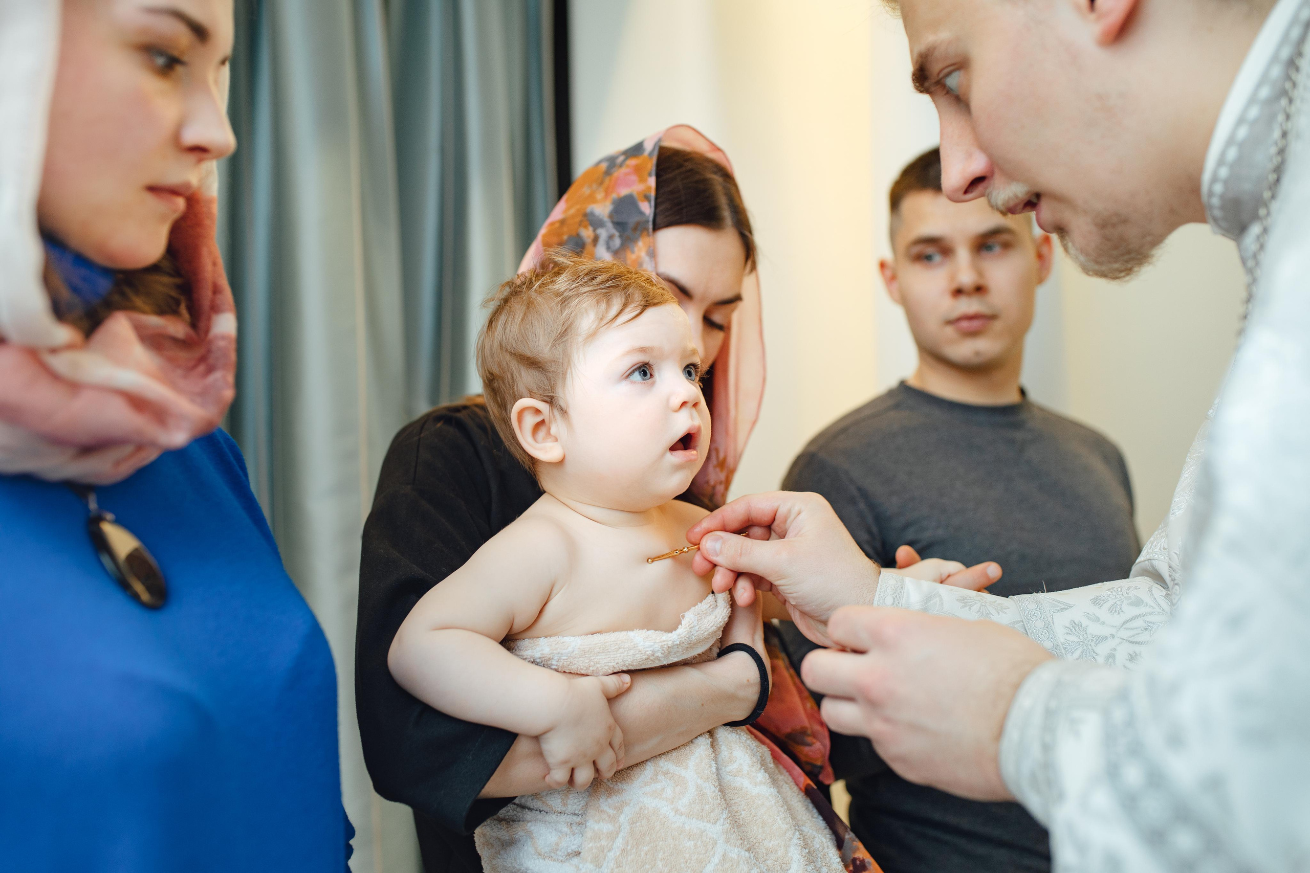 Таинство крещения Артемия, храм Святой Троиц, Минск