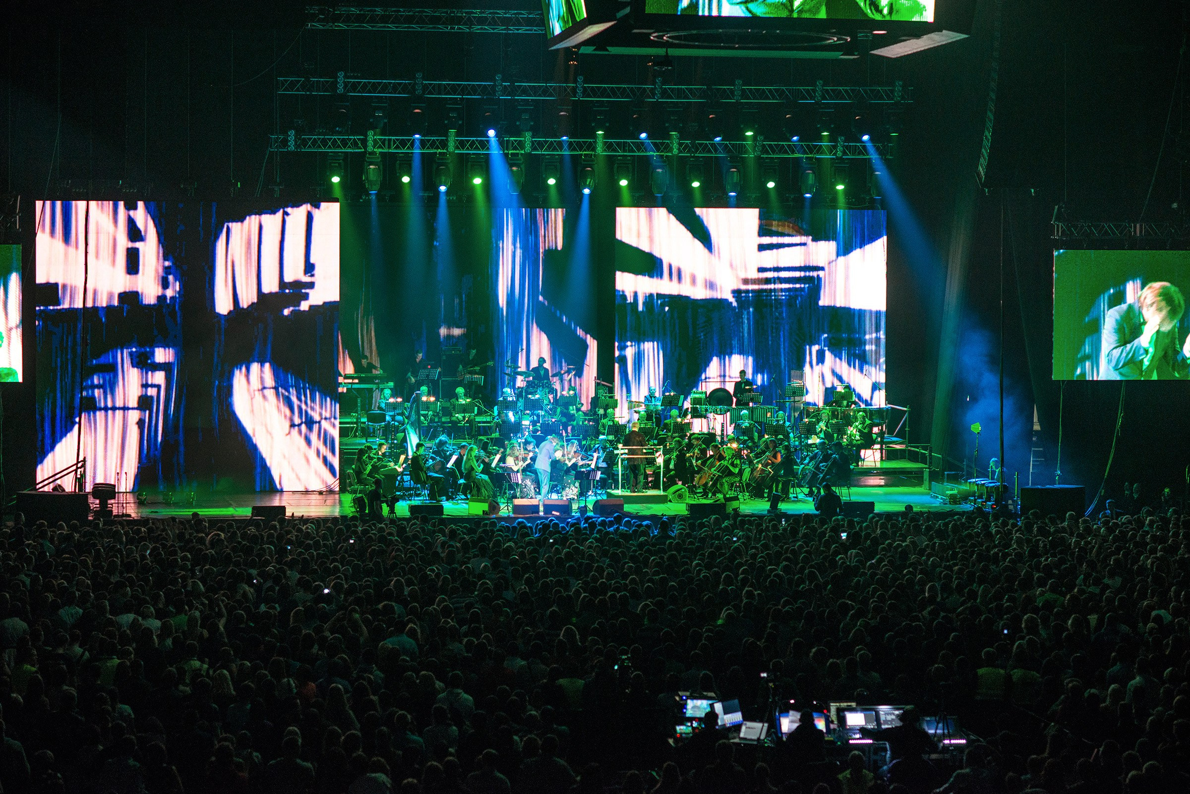 Концерт БИ-2 с оркестром. Свадебный фотограф в Санкт-Петербурге Петергофе Пушкине Саша Галлс / Александр Галлс