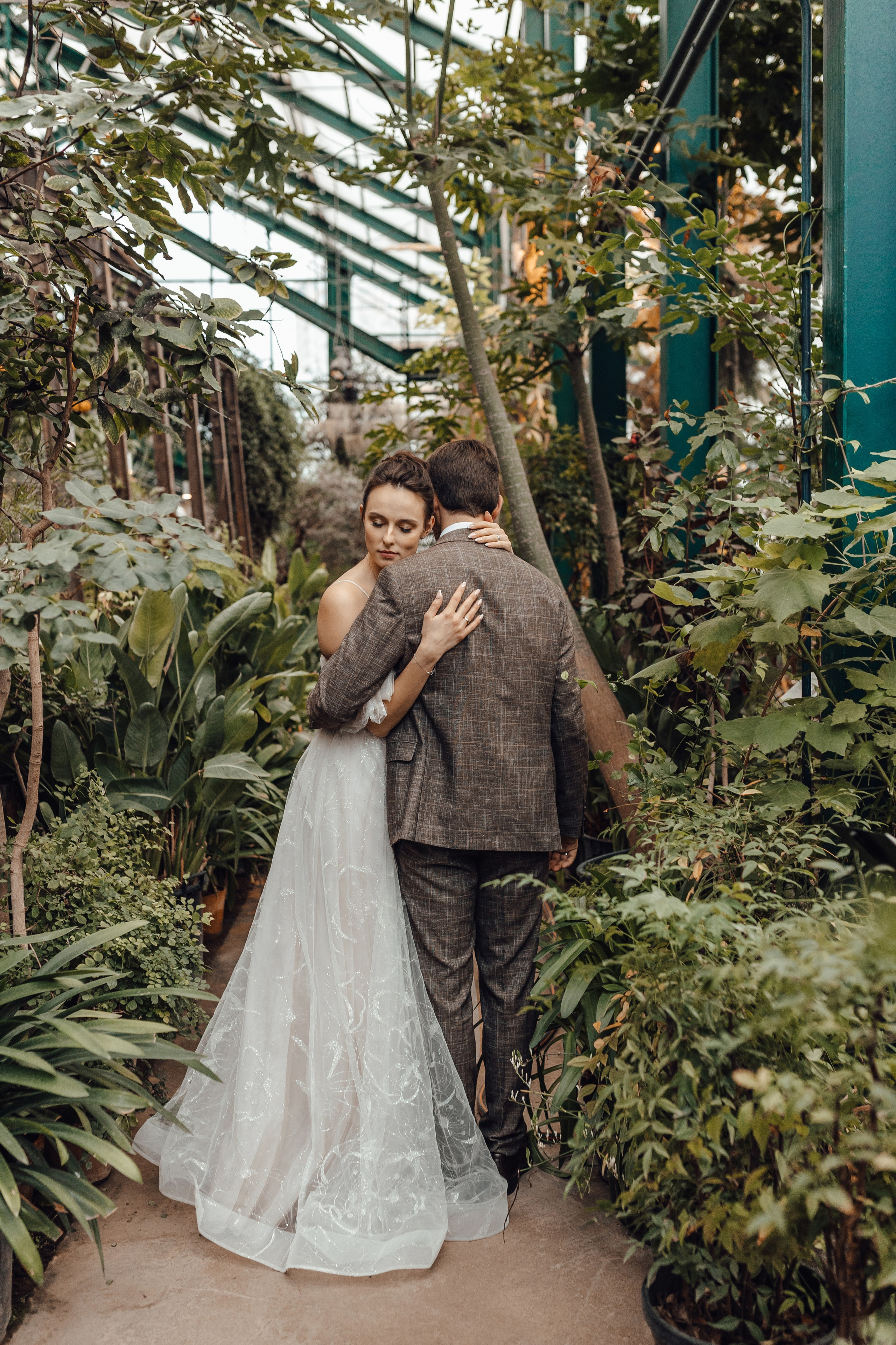 Свадебная фотосессия в Оранжерее Аптекарский огород