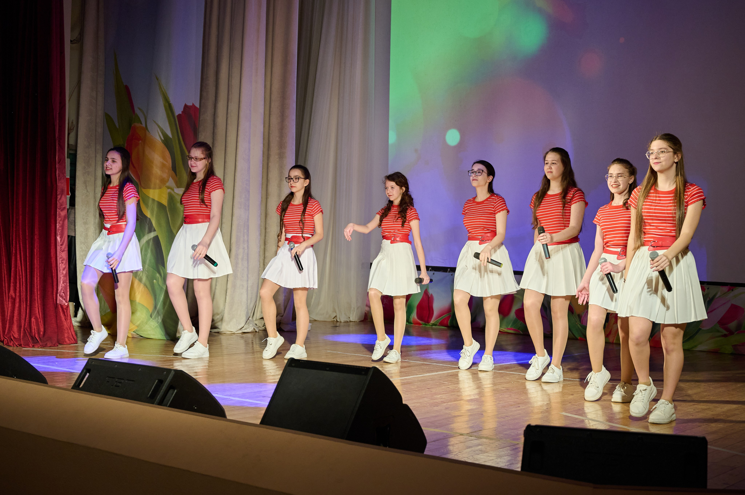 8 марта в Кабардинке. Жизнь курорта Кабардинка в фотографиях