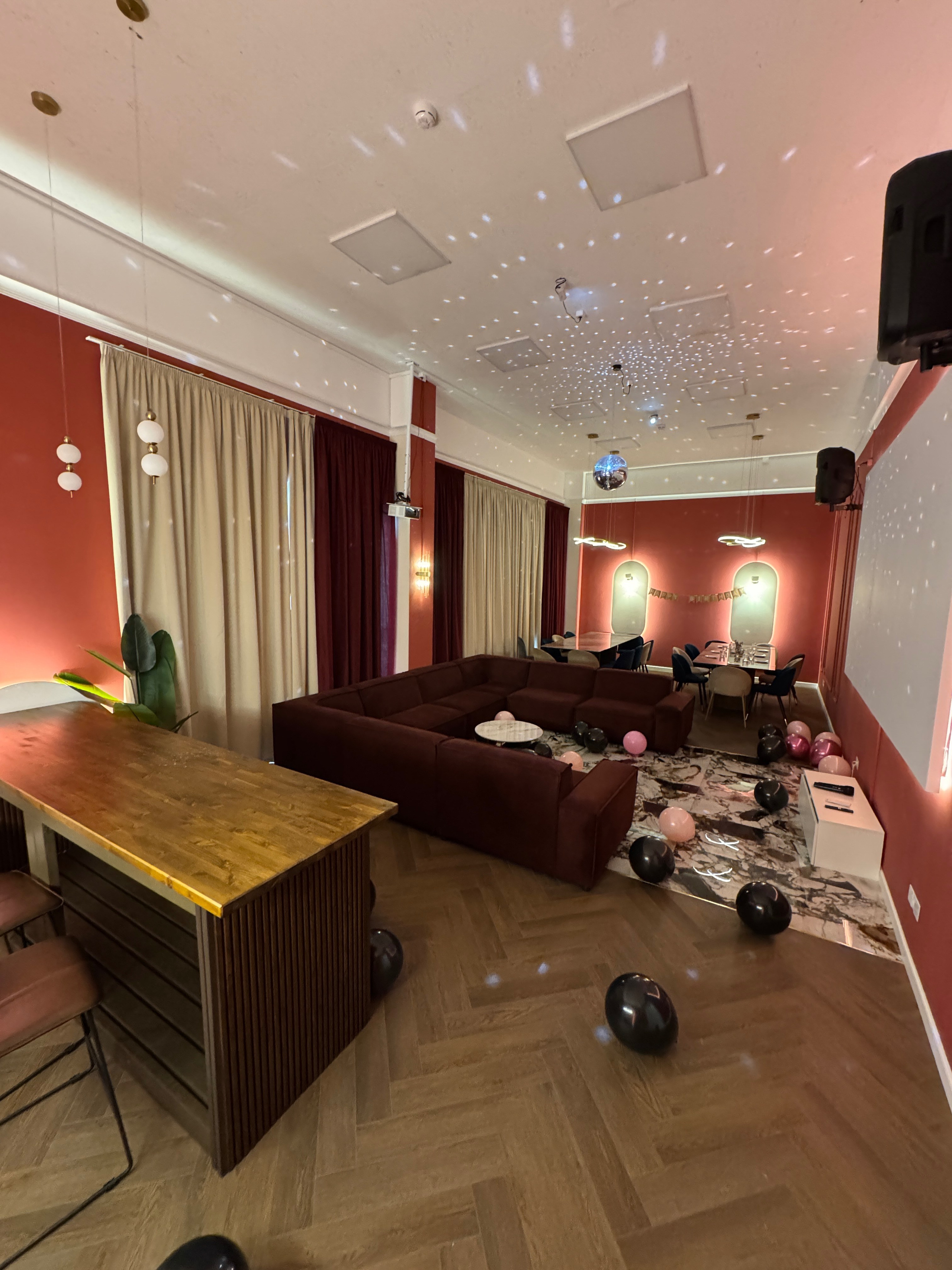 Санта-Лючия. Аренда лофта в СПб для мероприятий