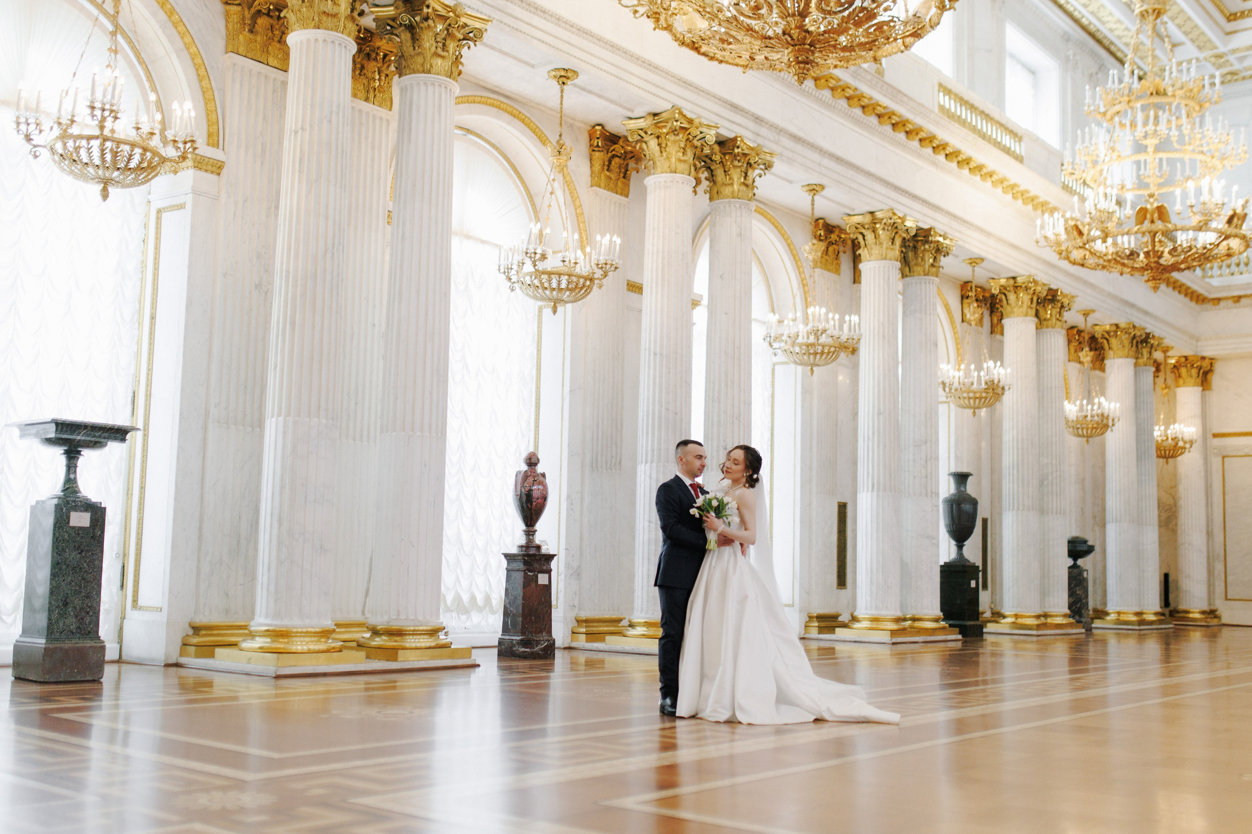 Свадьба ранней весной в Питере. Свадебный фотограф СПБ