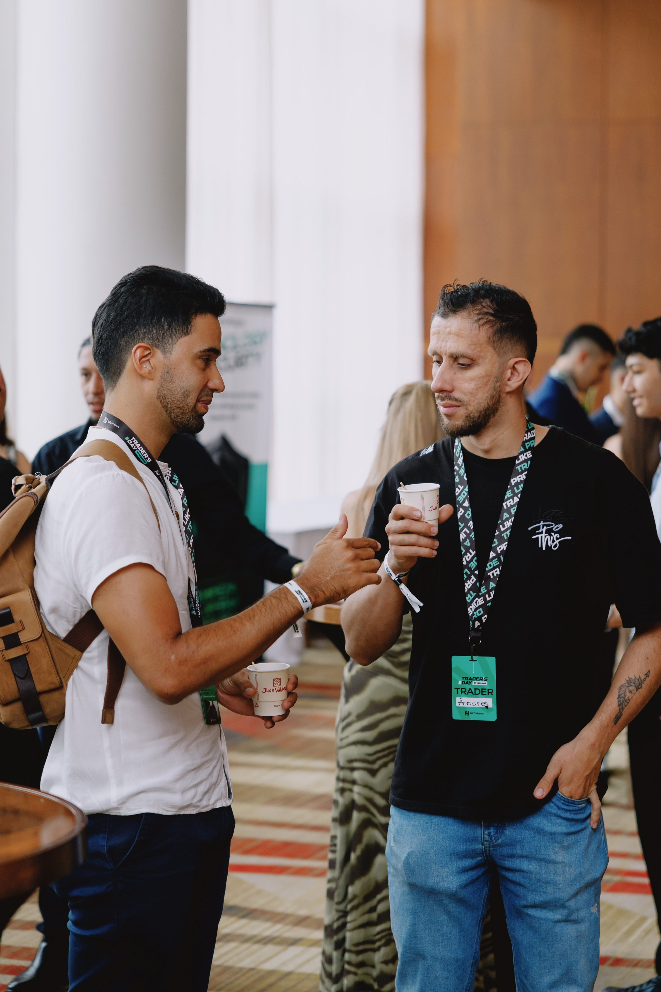 TRADERS DAY By NeomAAA Medellin. NeomAAA Funds Gallery