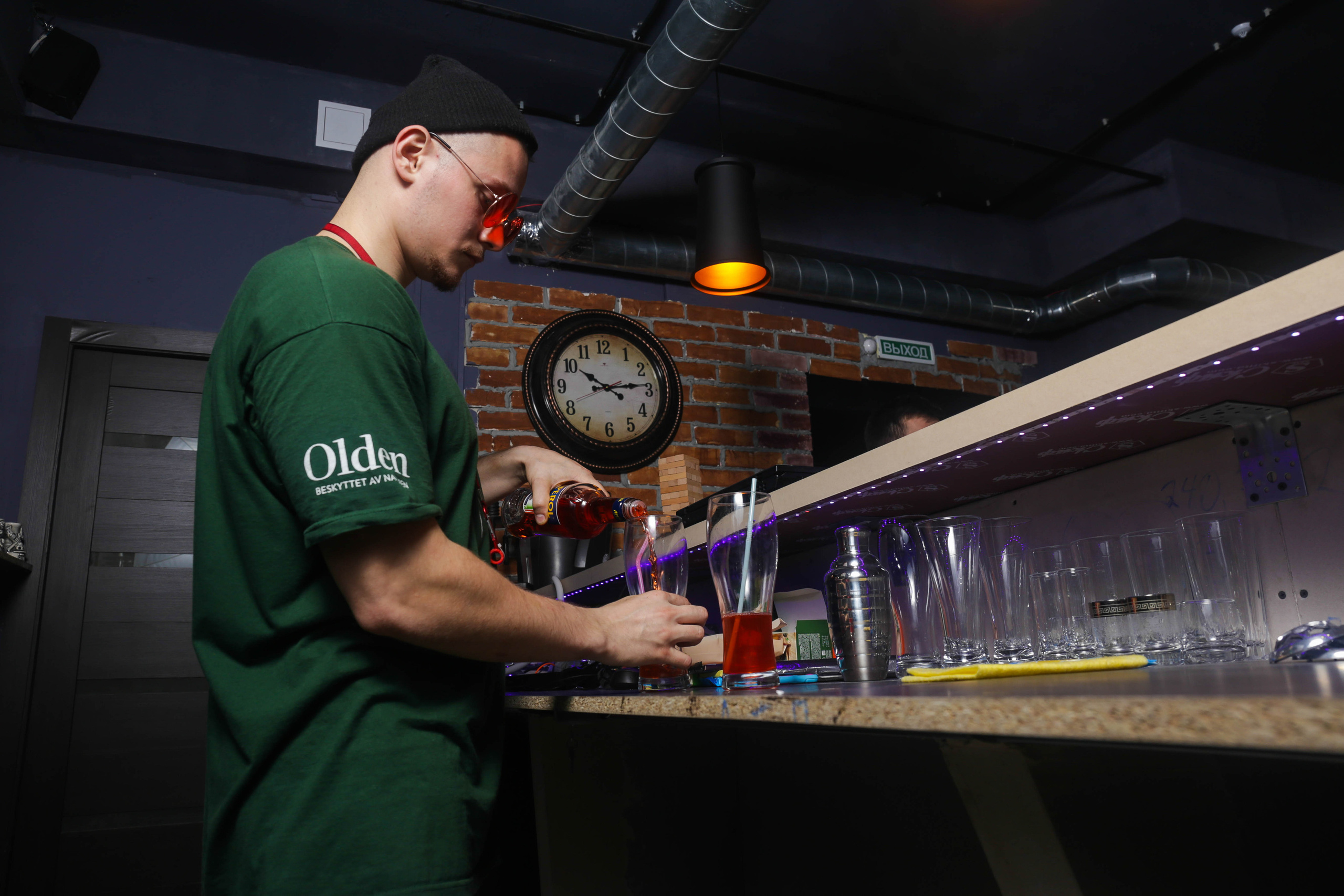 Фотографы и фото/видео услуги во Владимире. Первая во Владимире маркетплейс фотостудия (модельная и предметная съёмка) PORTRETO