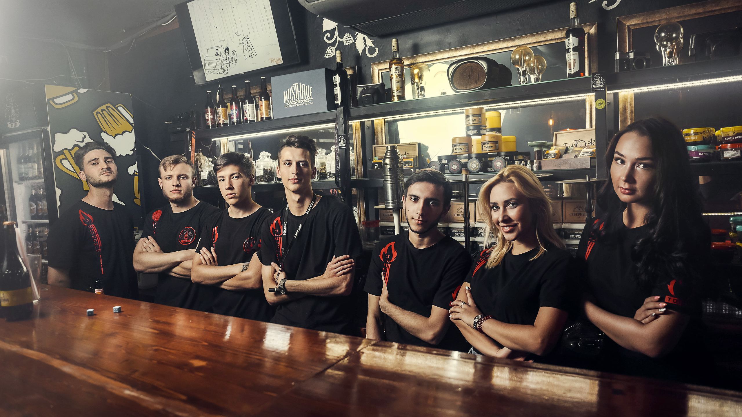 Фотографы и фото/видео услуги во Владимире. Первая во Владимире маркетплейс фотостудия (модельная и предметная съёмка) PORTRETO