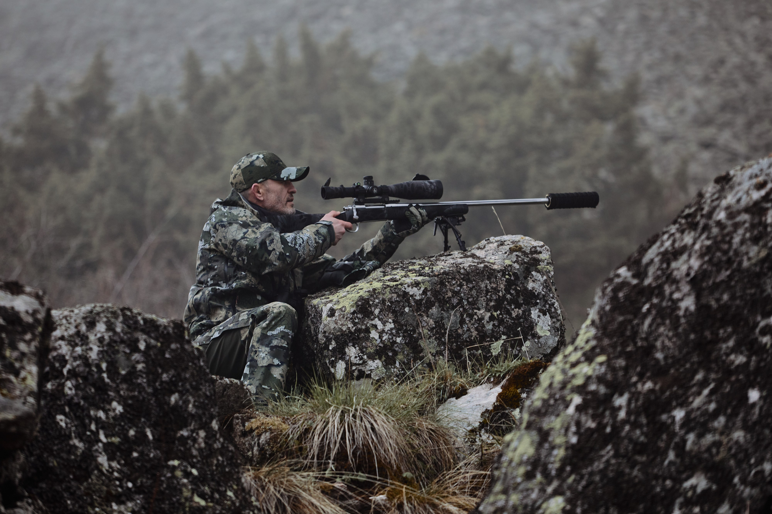 Съемка для бренда охотничьей одежды под ключ. Фотограф Продюсер в горах КБР / Москва Нальчик Горы