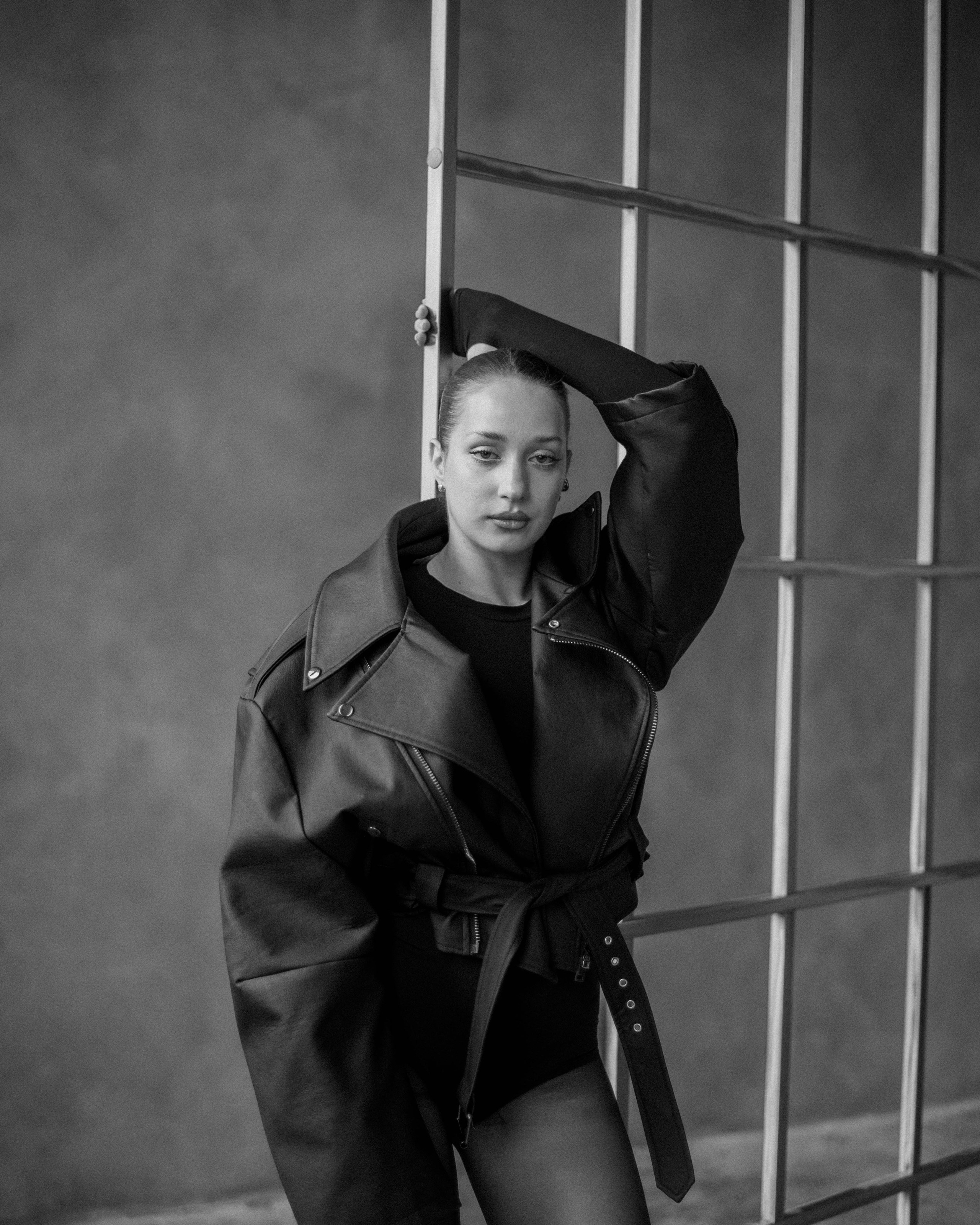 Агата. Женский фотограф. Создатель украшений ручной работы. Модель