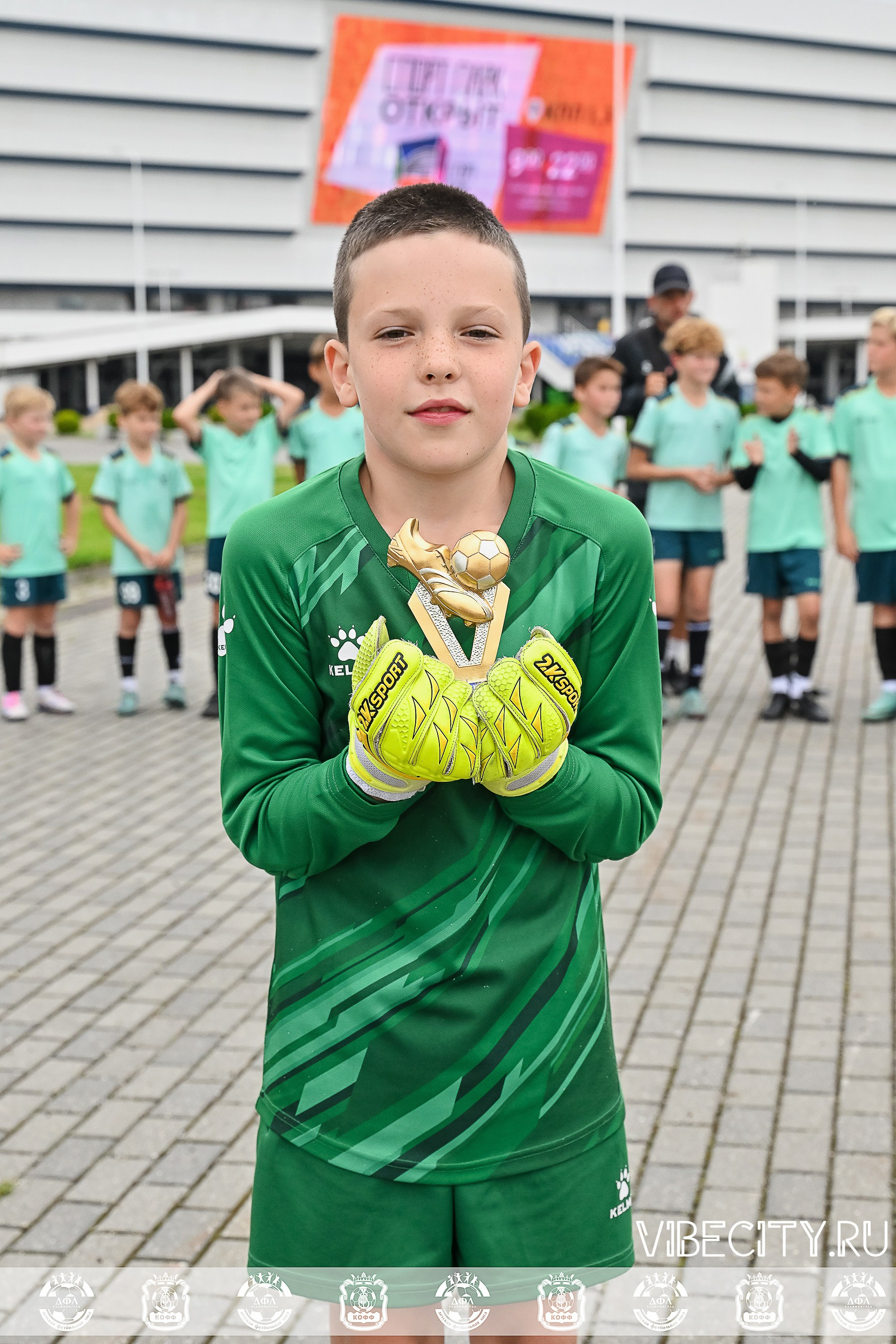 Калининградская Детская Футбольная Лига. VIBECITY.RU Вайб Сити Ру Фоторепортажи Фотоотчеты Калининград