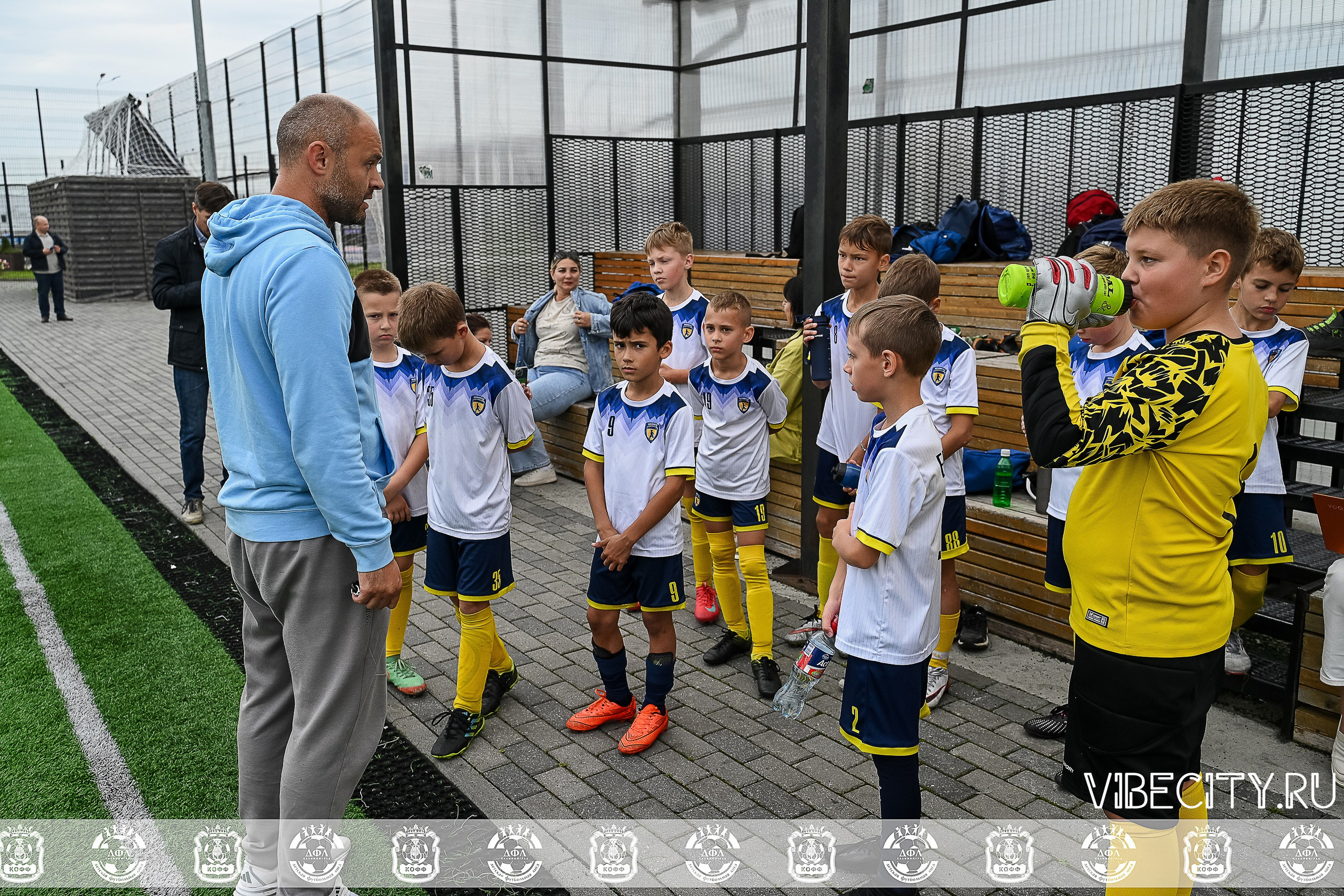 Калининградская Детская Футбольная Лига. VIBECITY.RU Вайб Сити Ру Фоторепортажи Фотоотчеты Калининград