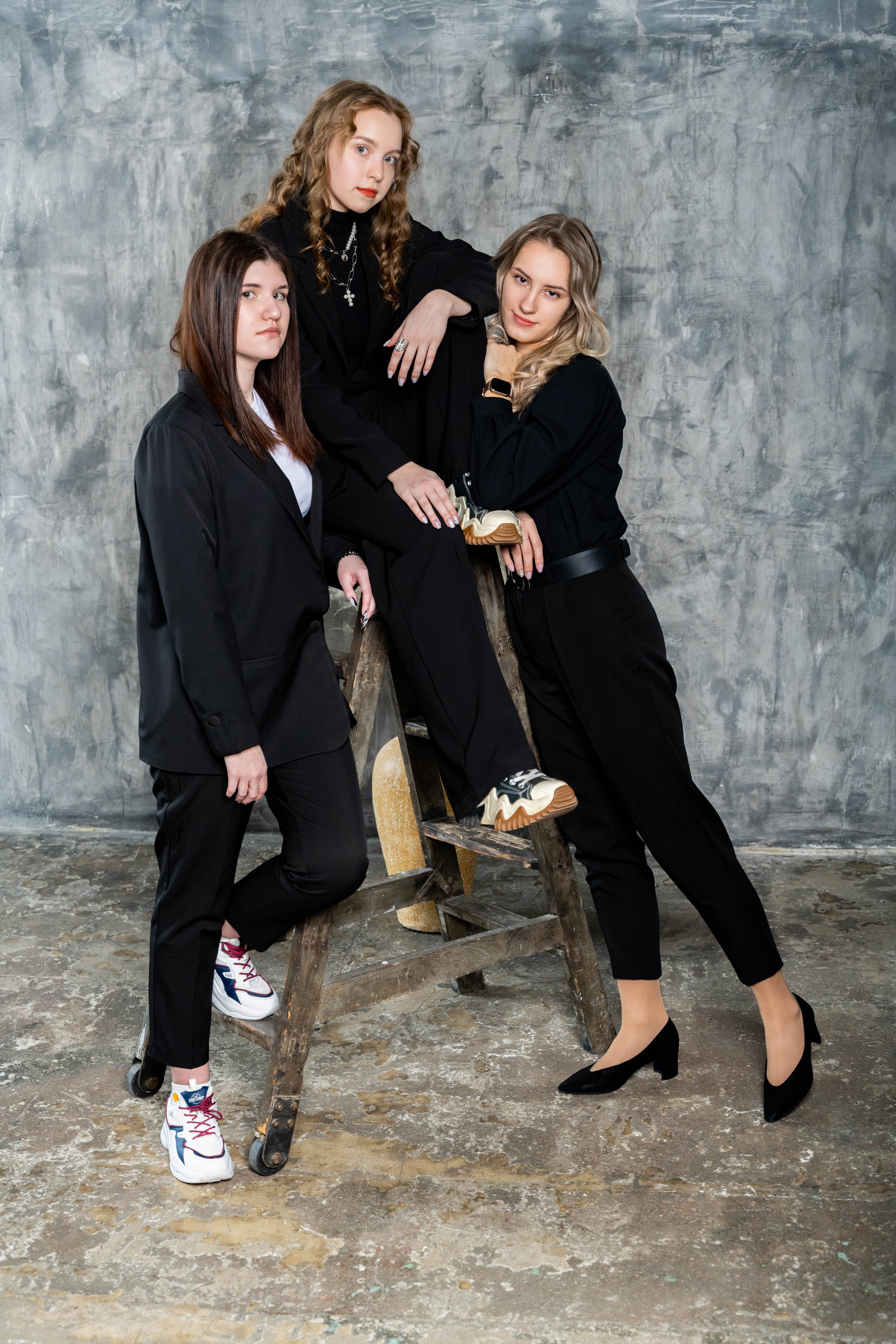 Фотосессия 11-А в студии «Art-place». Выпускные альбомы в Подольске Москве и МО