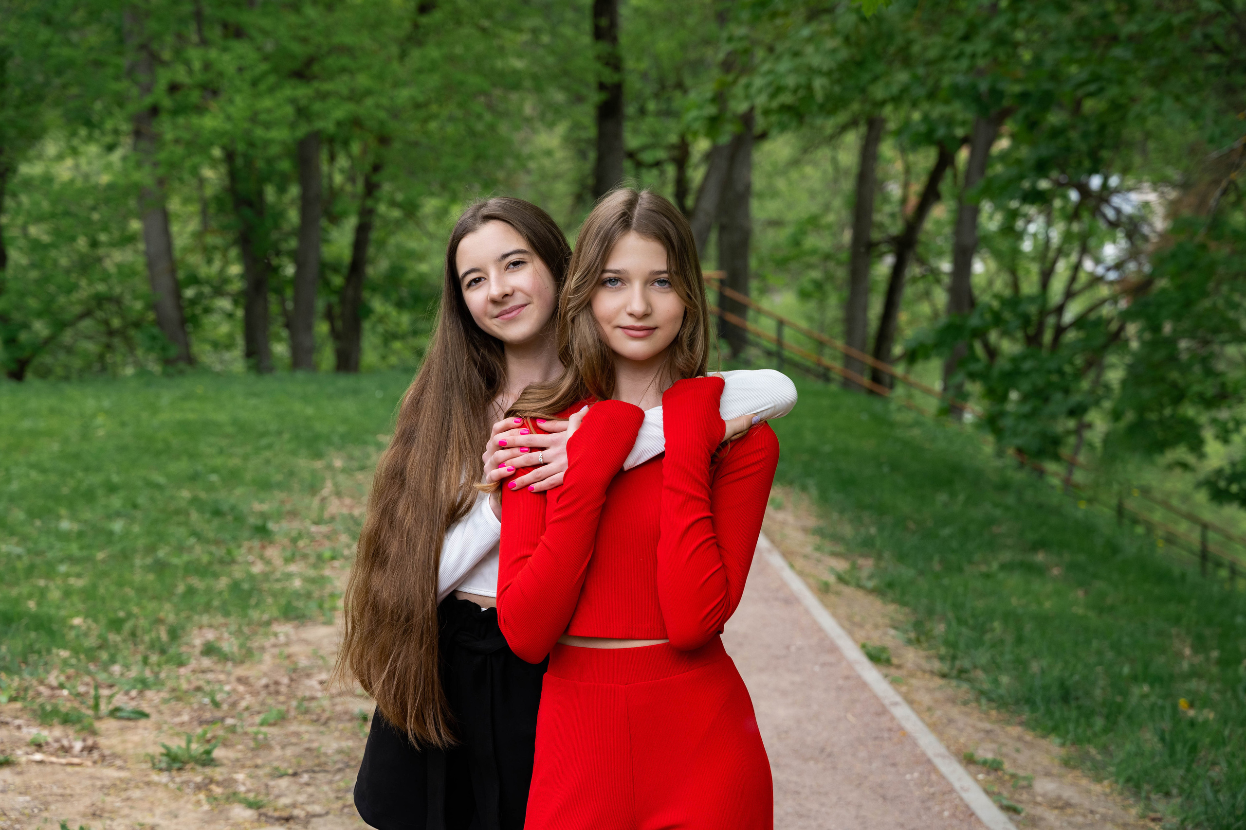 Школа № 34 Пример фотосессии на улице. Выпускные альбомы в Подольске Москве и МО