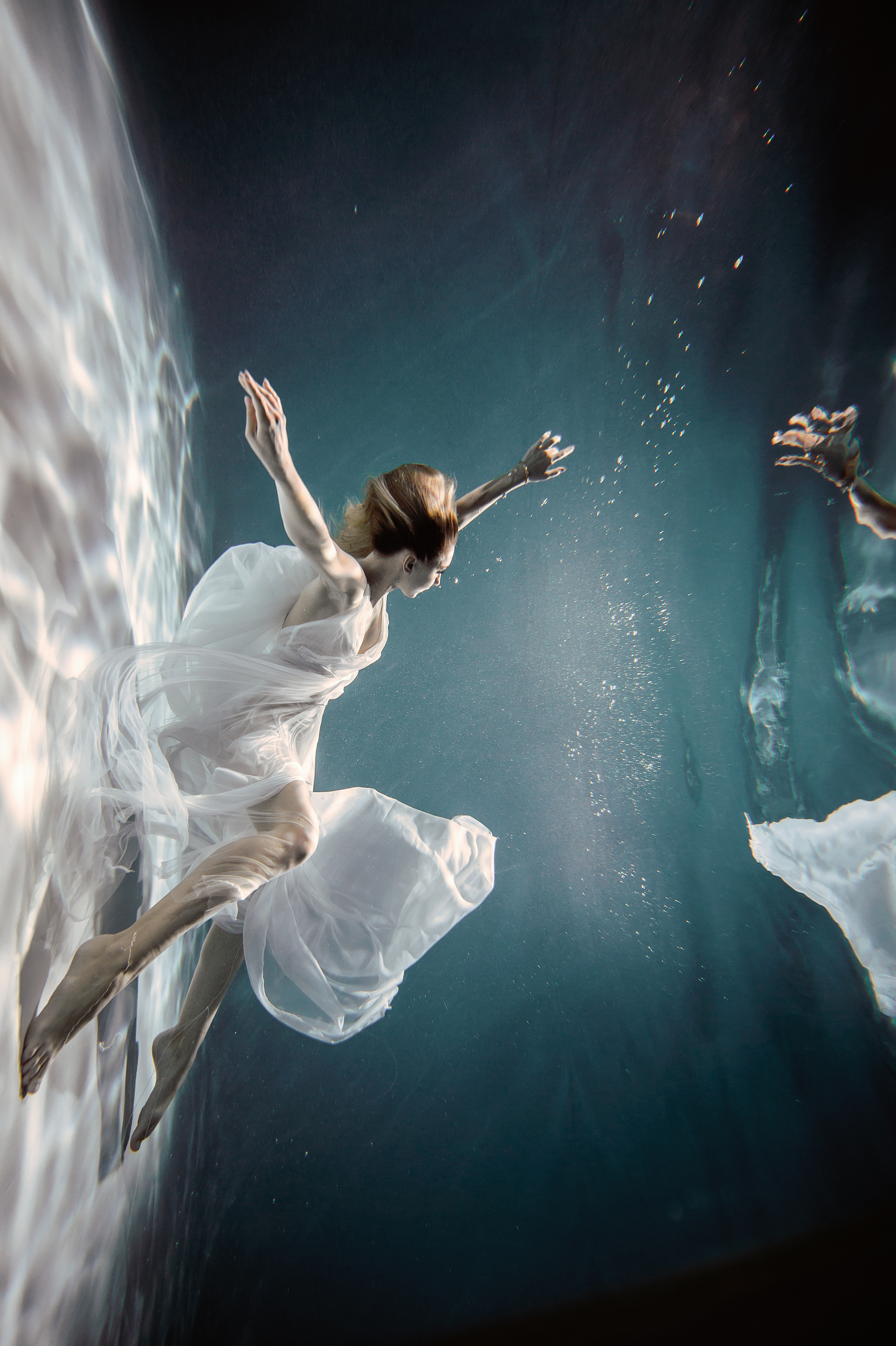 Подводная фотосессия в Москве. Свадебный и семейный фотограф Виктория Носачёва. Щелково, Москва и МО